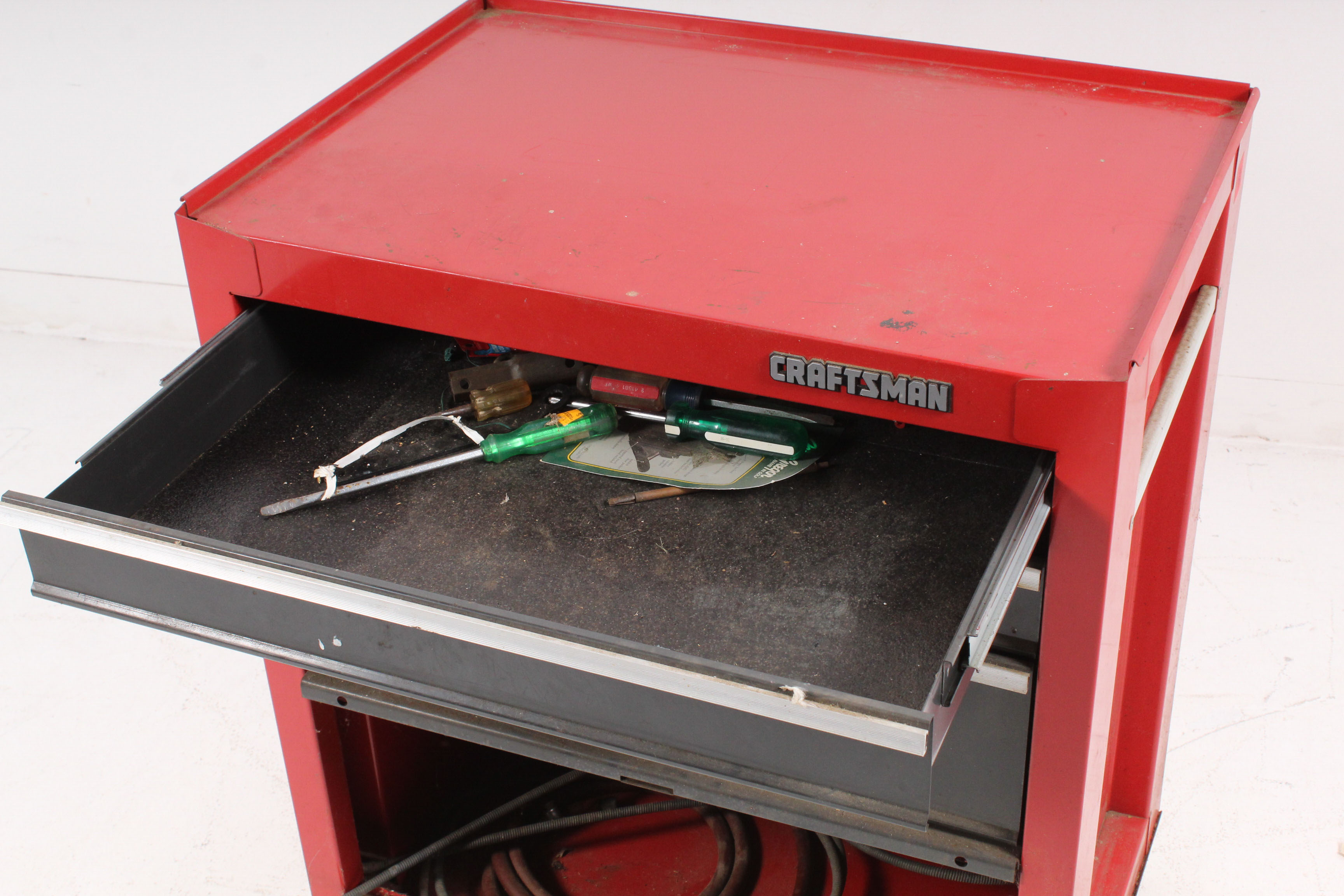 Craftsman Rolling Tool Chest With Tools