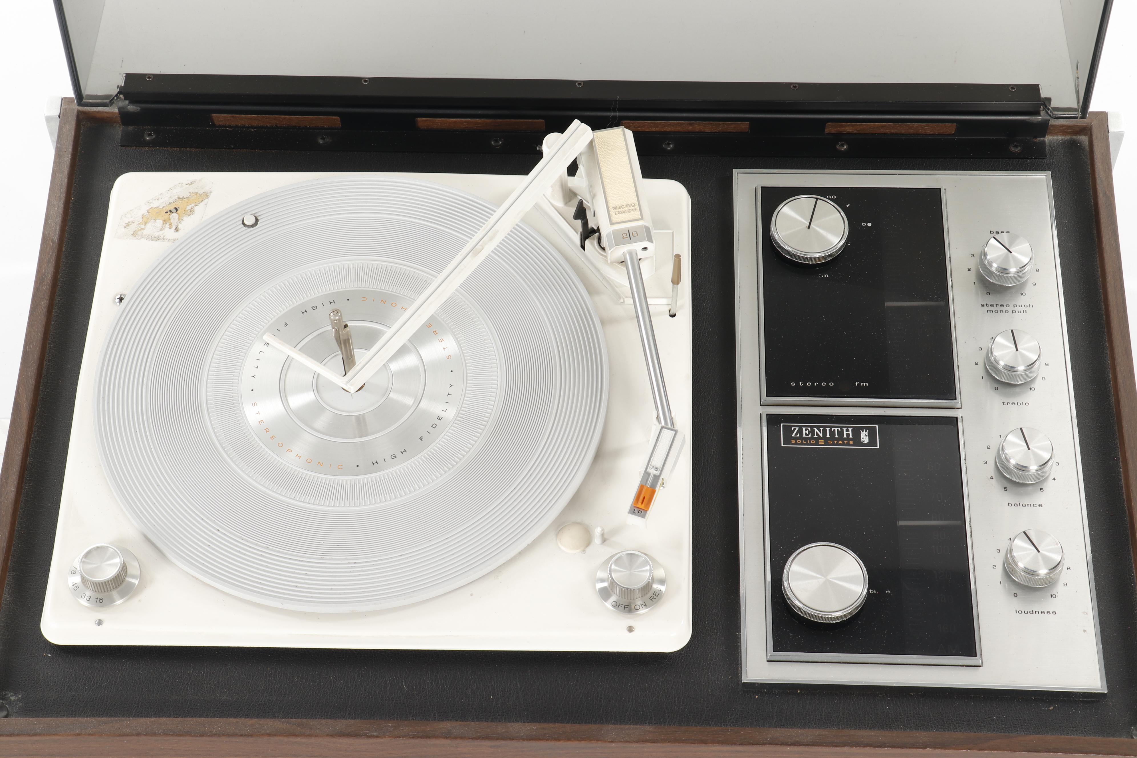 Zenith B595 Solid State Circle of Sound Phonograph and Tuner with Speakers