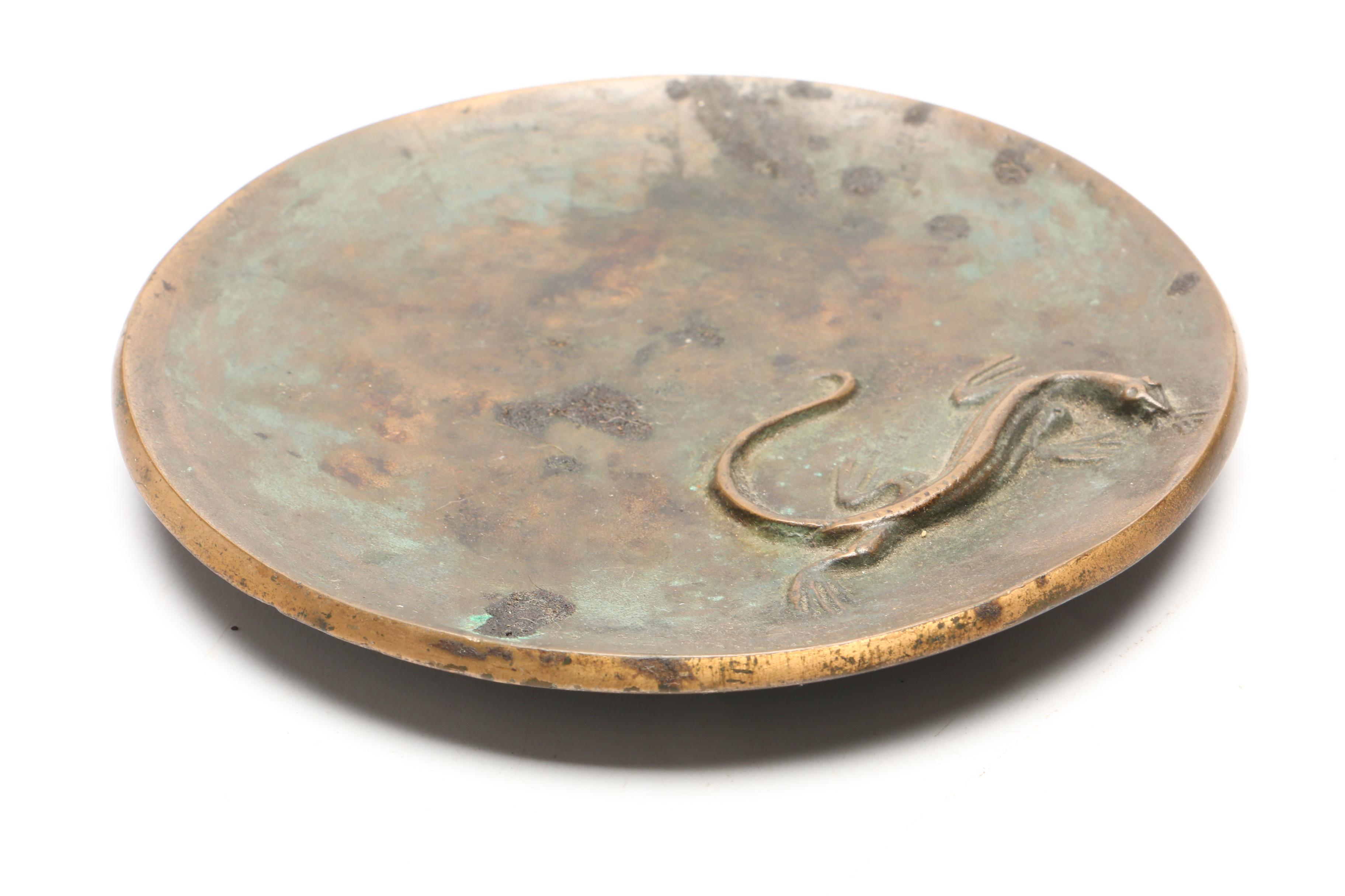 Bronze Dish With Base Relief Lizard