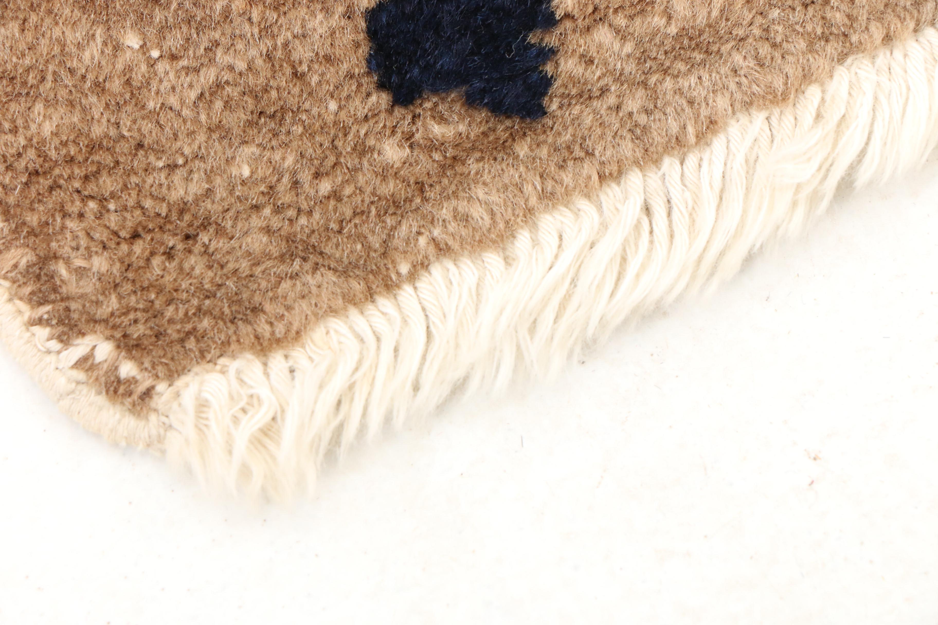 Hand-Knotted Chinese Wool Vase Rug
