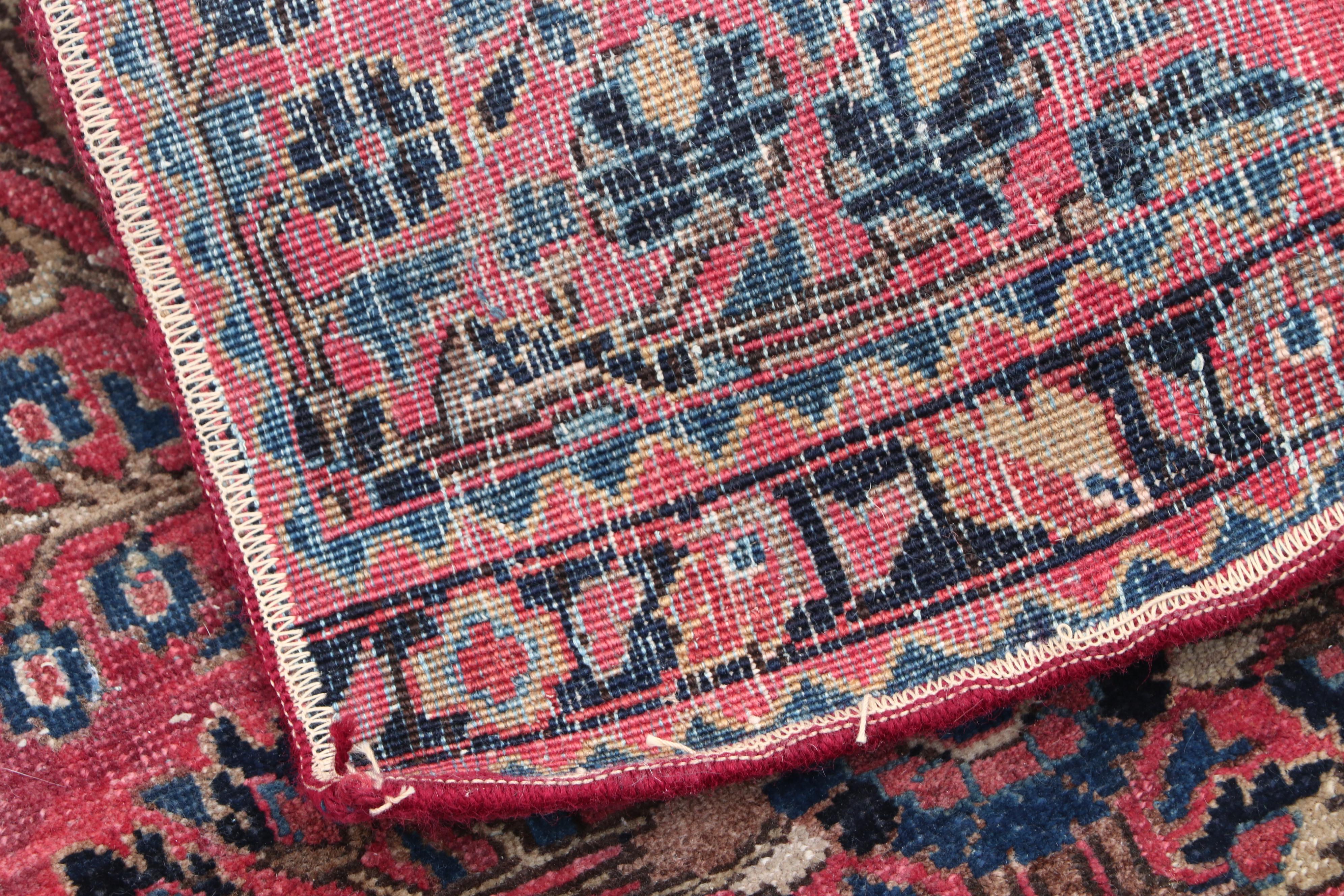 Hand-Knotted Persian Sarouk Wool Rug