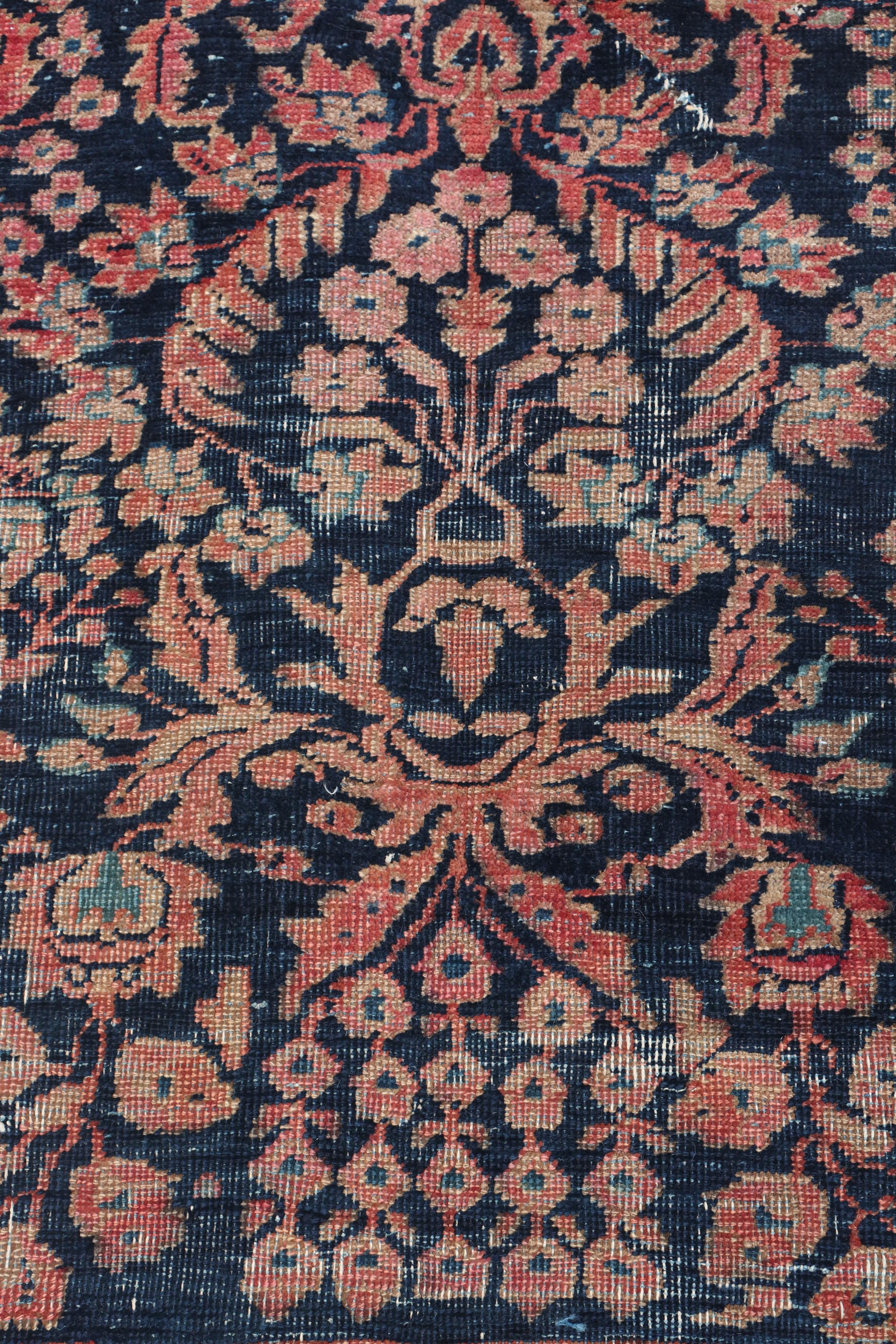 Hand-Knotted Persian Sarouk Wool Rug