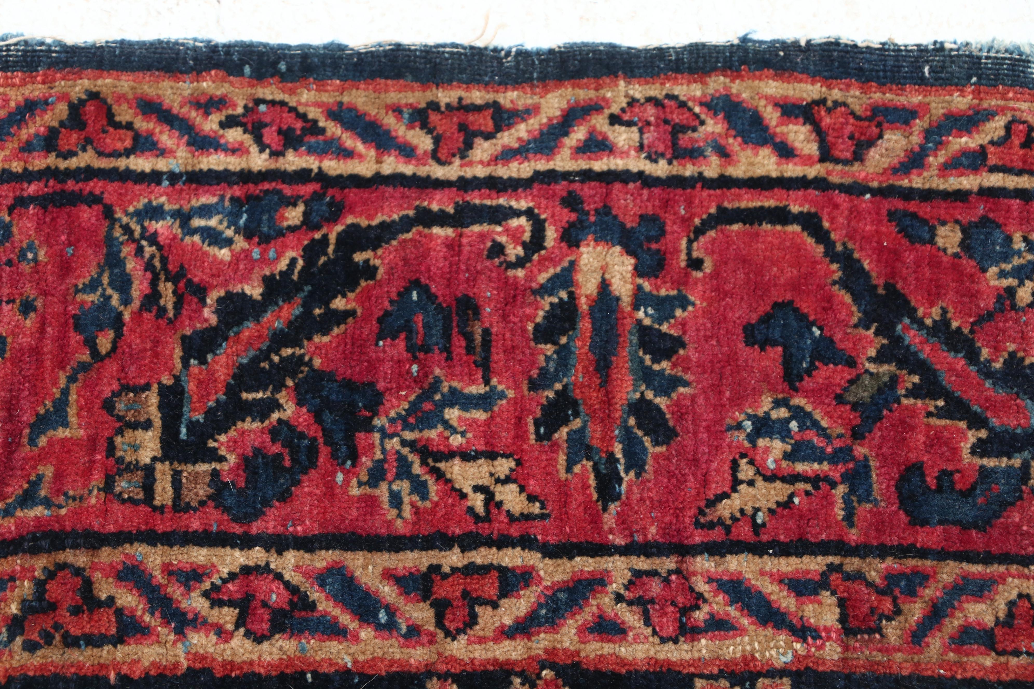 Hand-Knotted Persian Sarouk Wool Rug