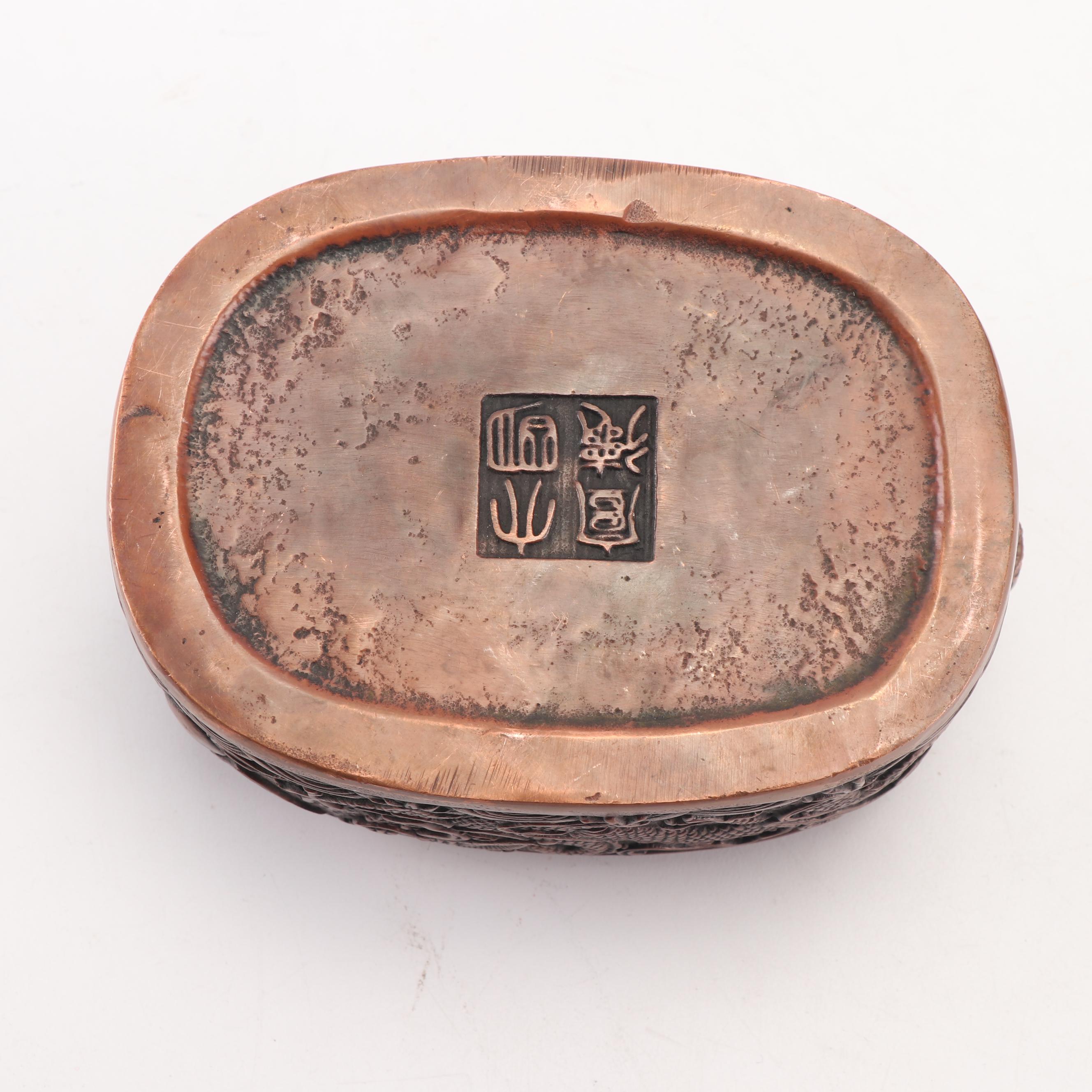 Chinese Ceramic Vases and Other Decor
