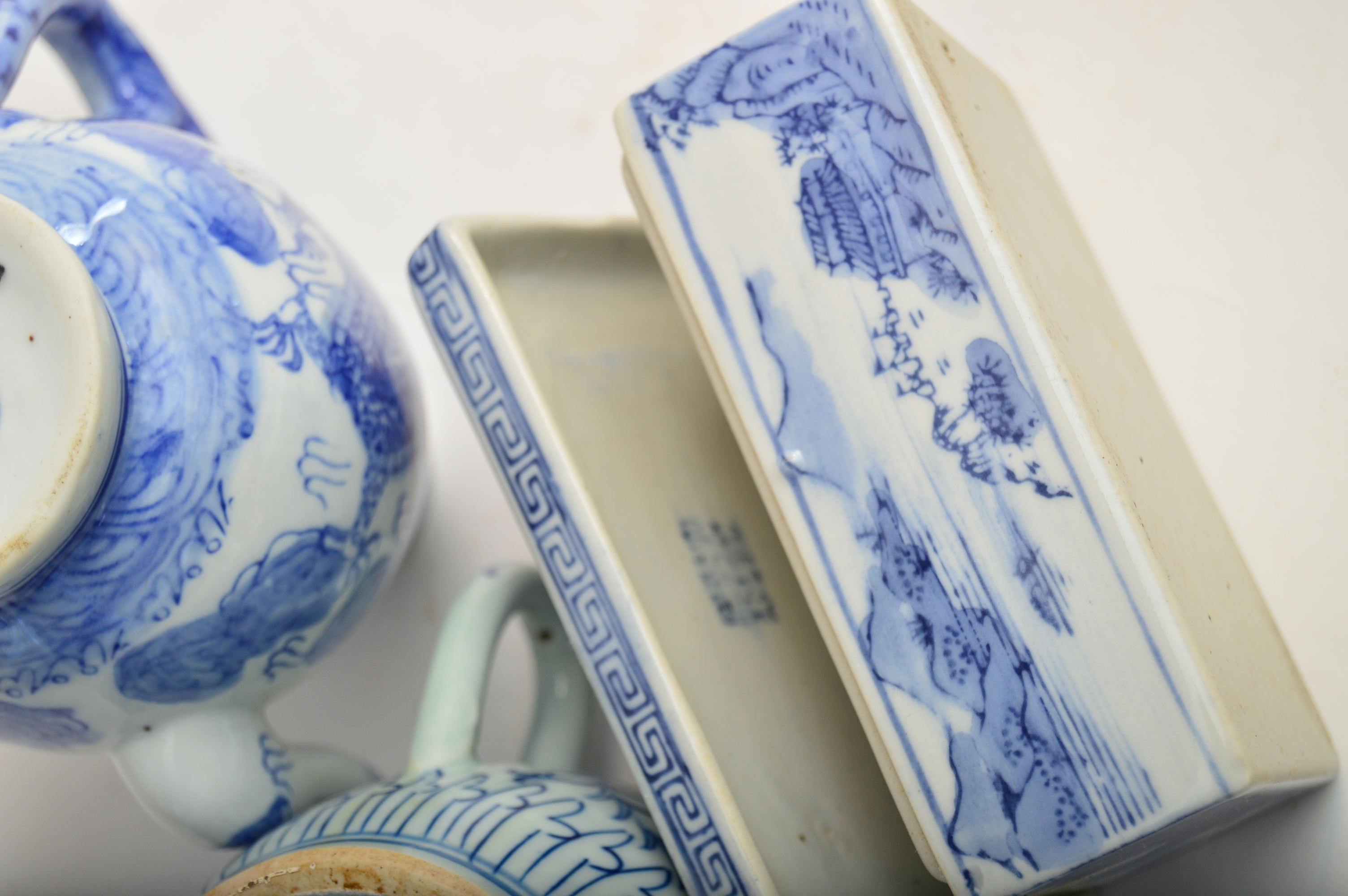 Chinese Blue and White Porcelain Teapots and Trinket Box