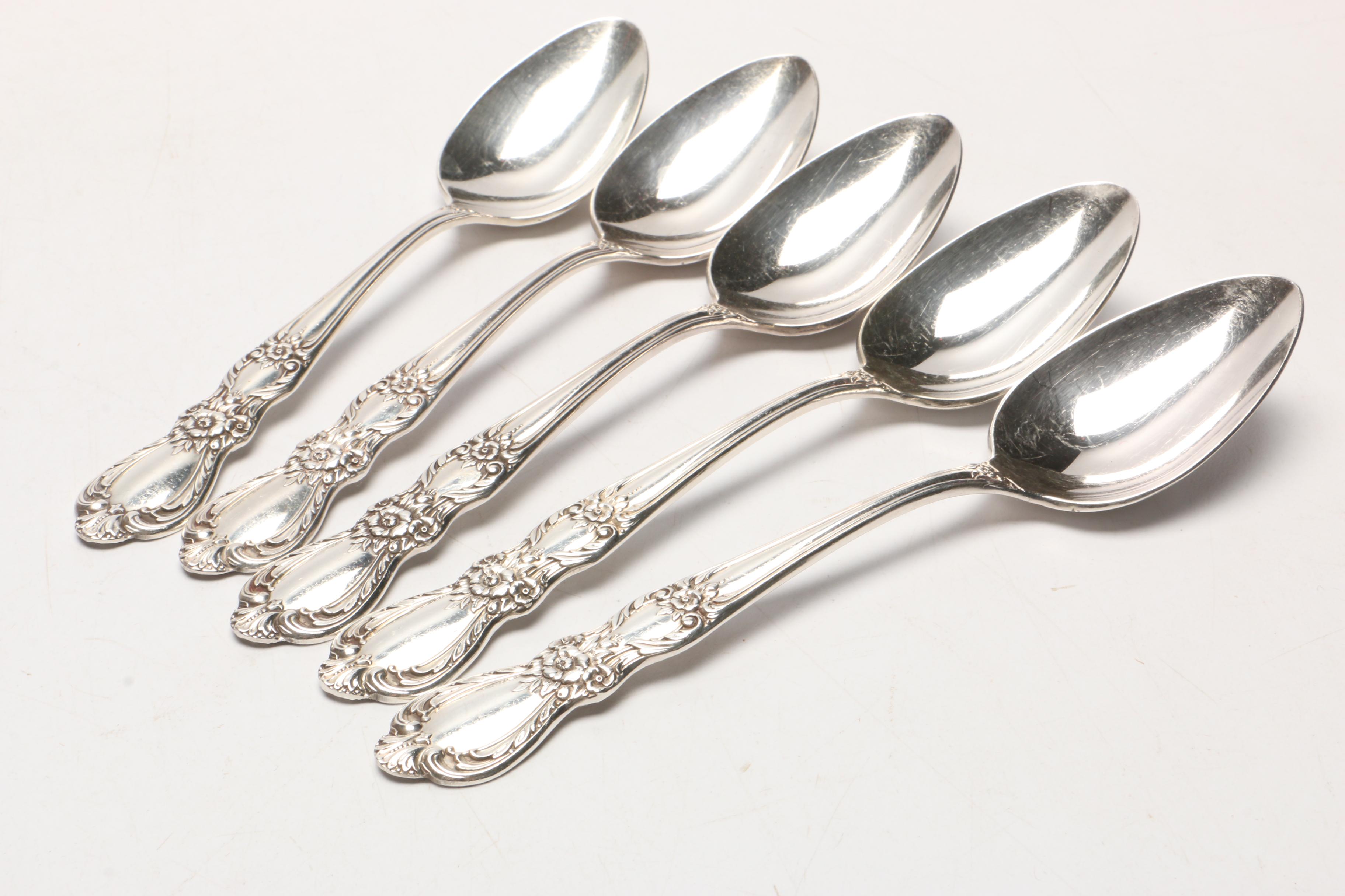 1847 Rogers Bros "Heritage" Silver Plate Flatware Set