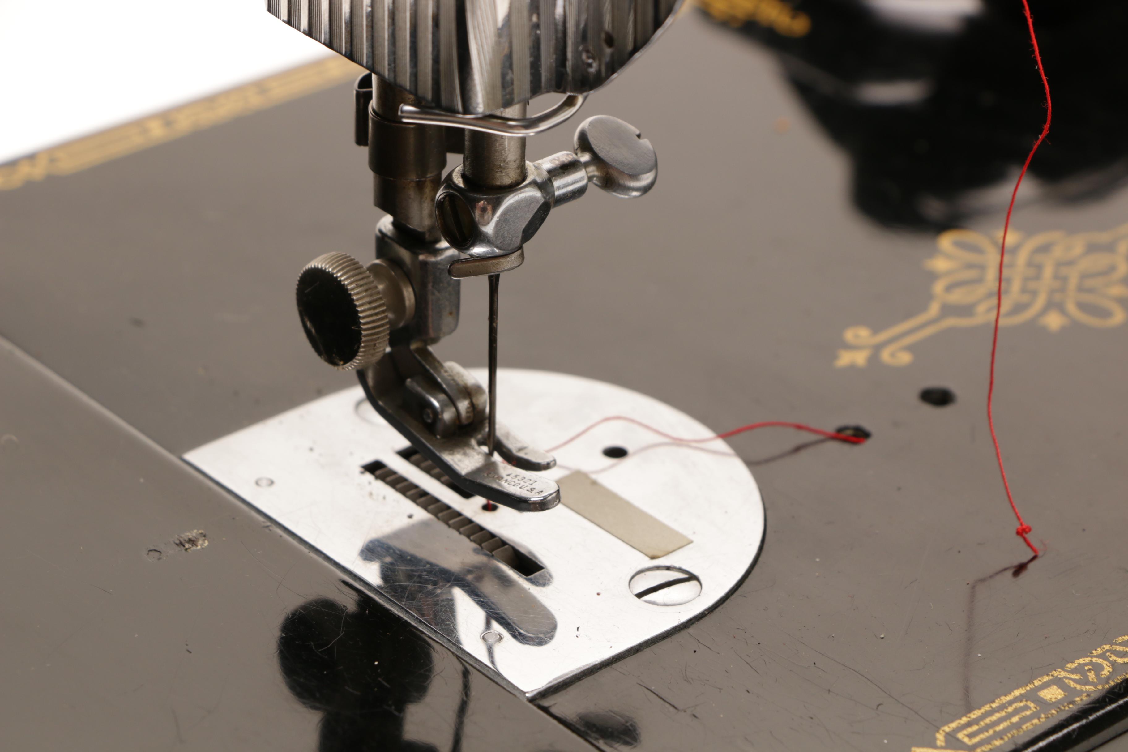 1947 Featherweight Singer Sewing Machine Model 221 with Case and Accessories