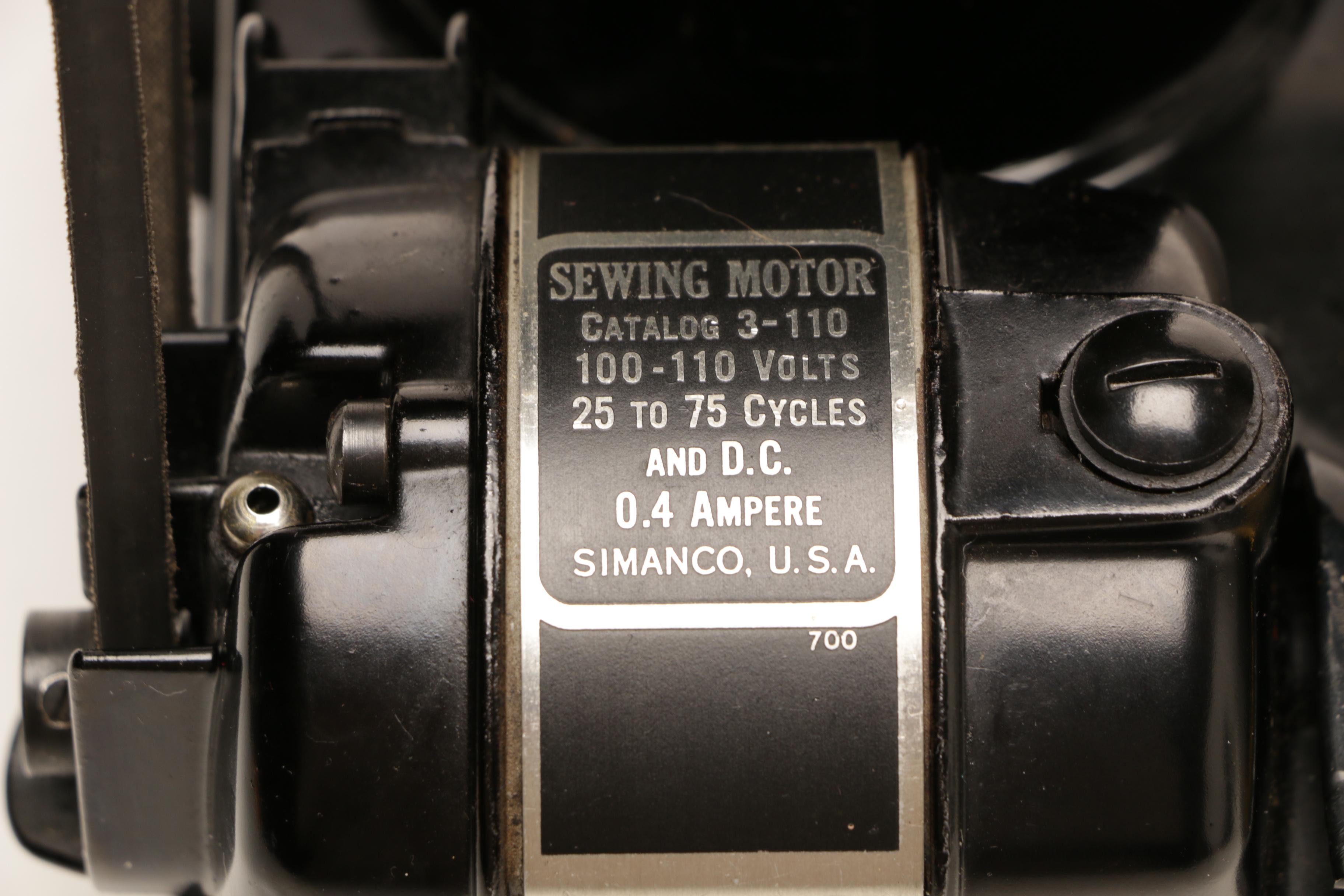 1947 Featherweight Singer Sewing Machine Model 221 with Case and Accessories