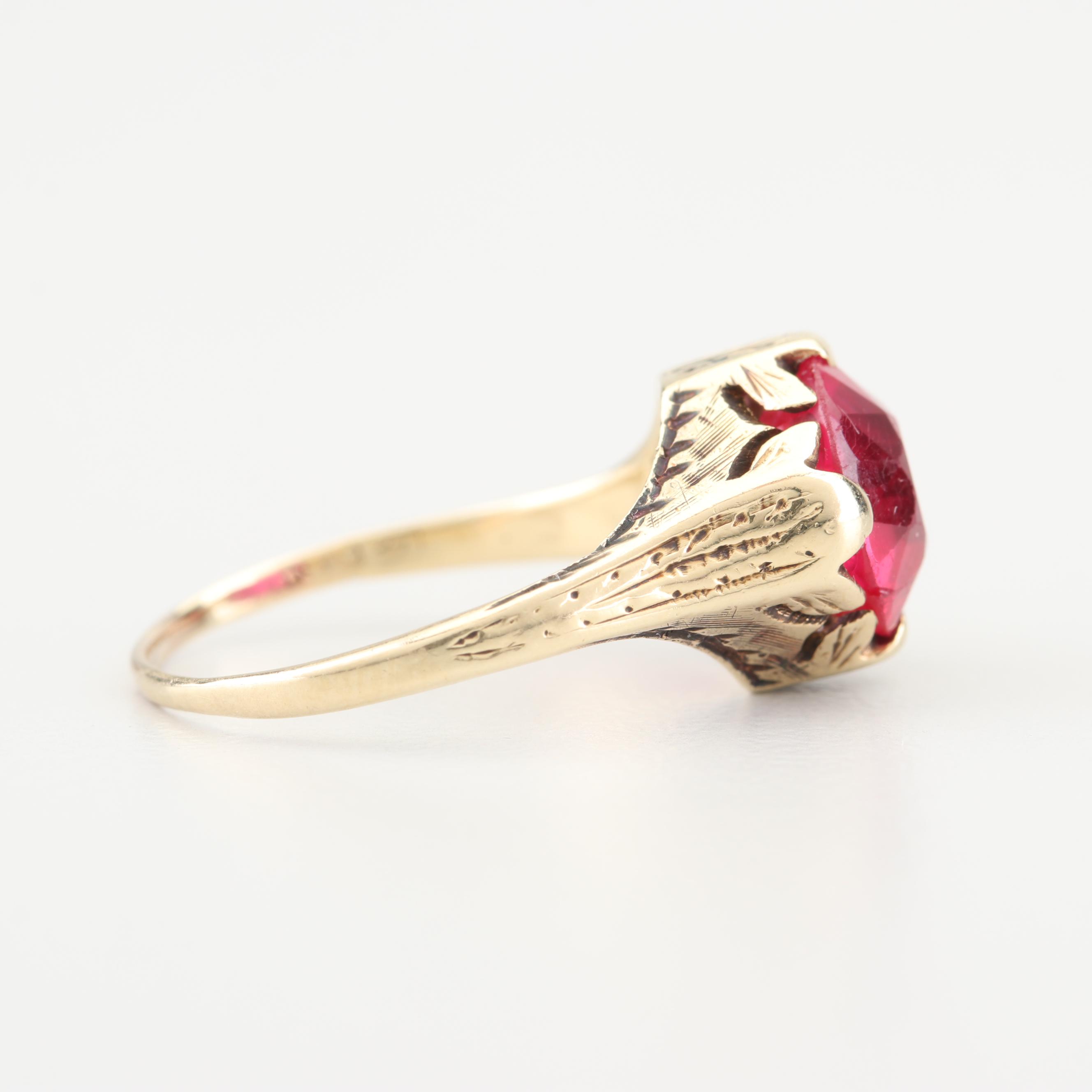 Vintage 14K Yellow Gold and Synthetic Ruby Ring