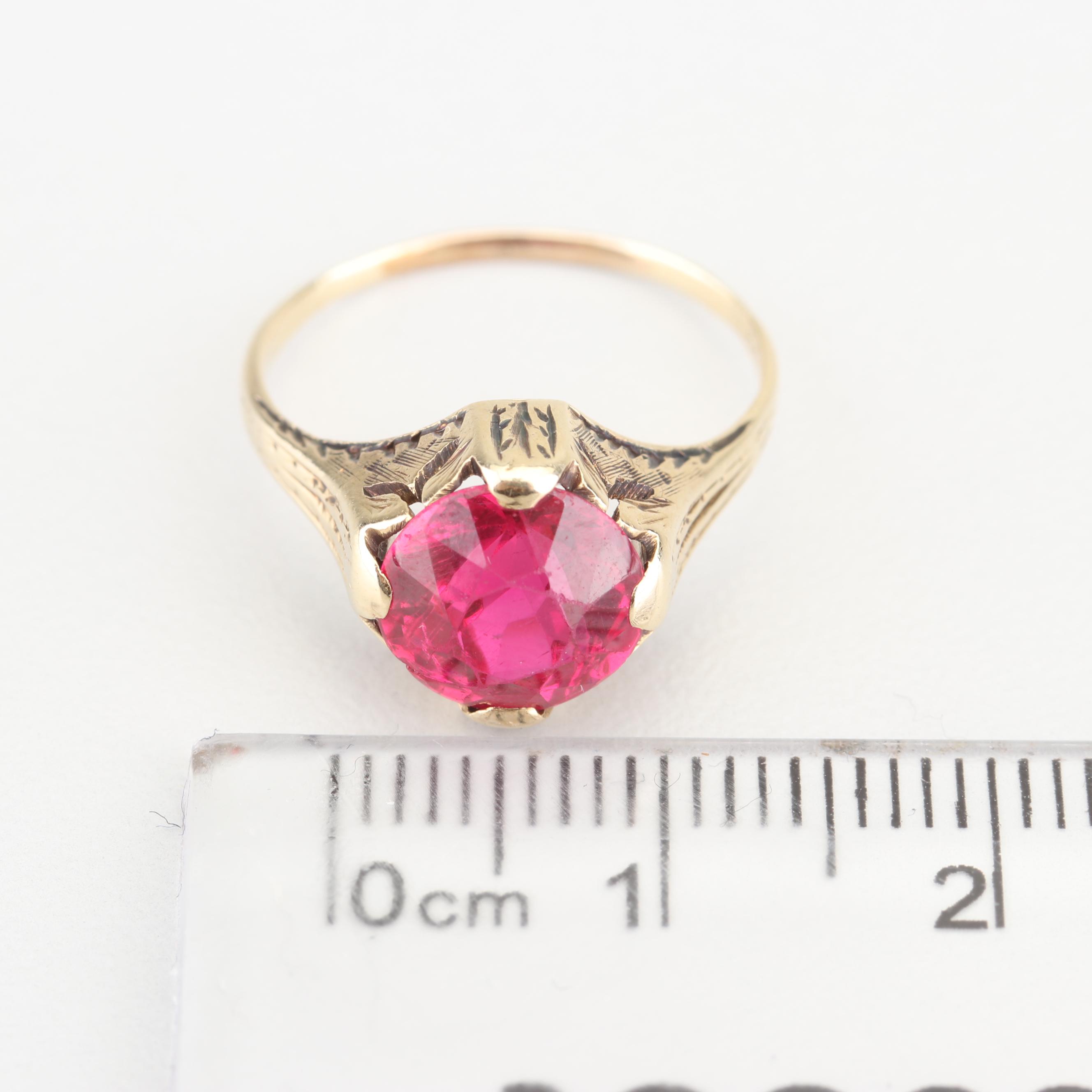 Vintage 14K Yellow Gold and Synthetic Ruby Ring