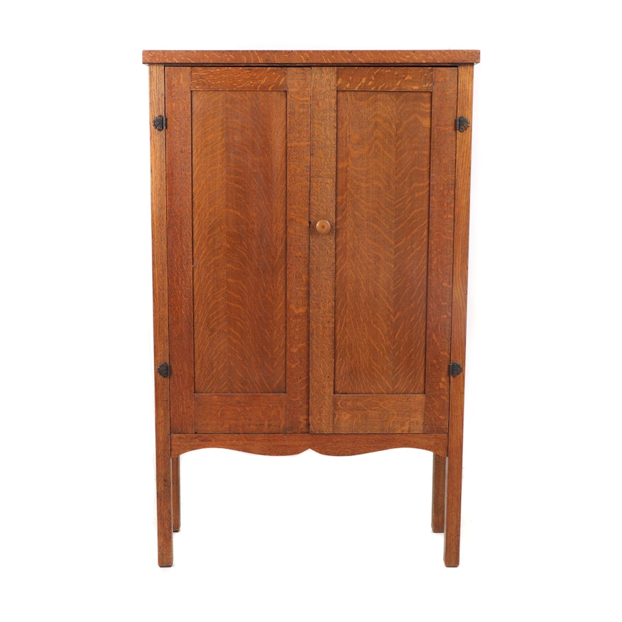 Tiger Oak Cabinet, Early 20th Century