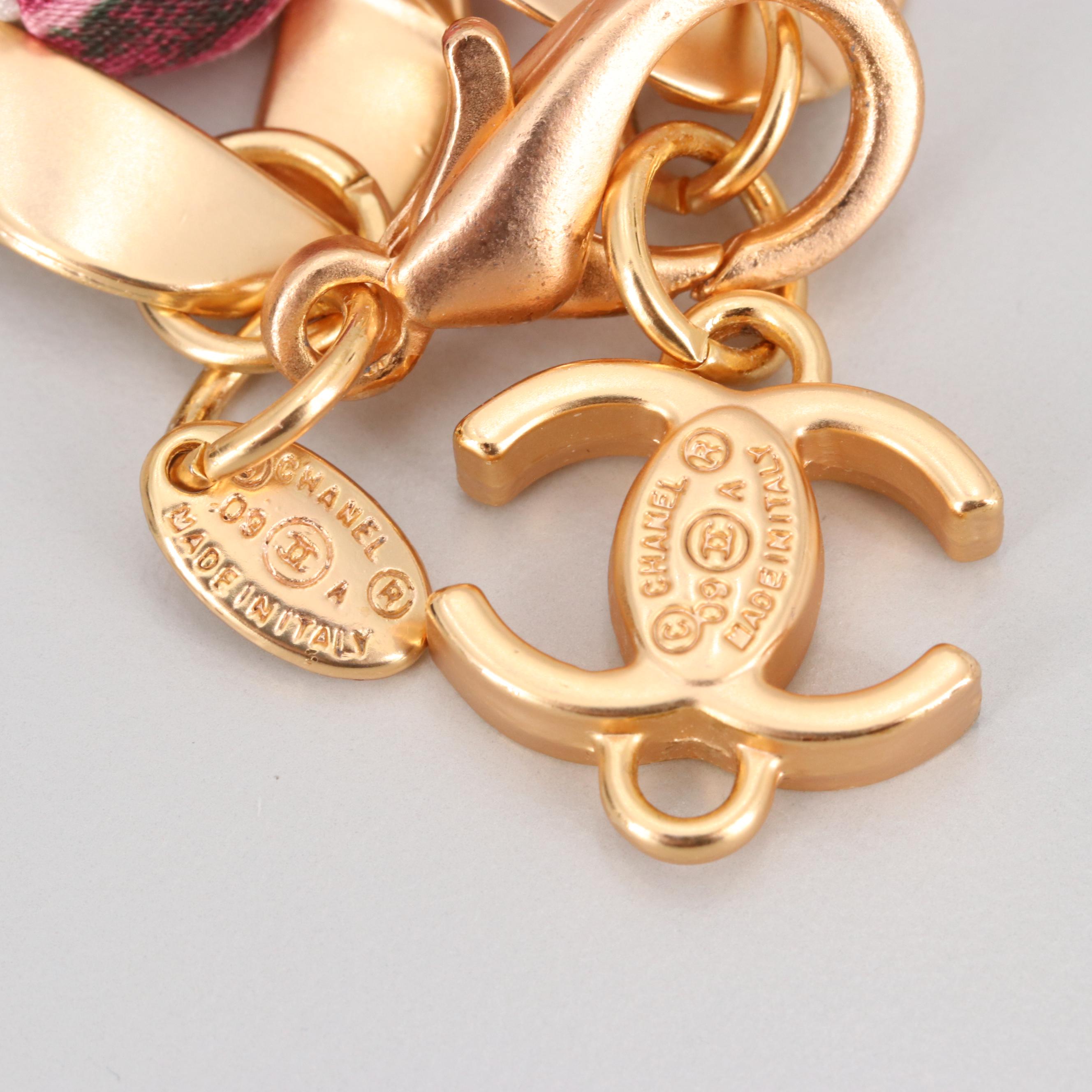 Chanel Rose Tone Curb Chain Choker and Bracelet Set with Interwoven Ribbon