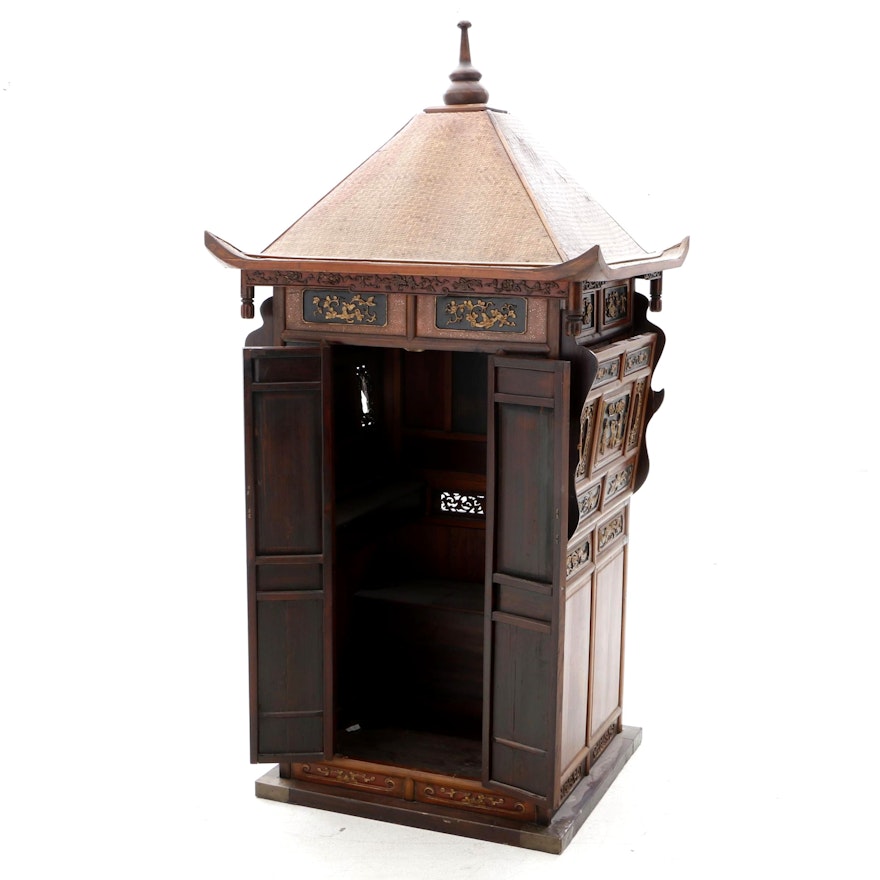 Chinese Painted and Carved Wood Bridal Sedan Chair, Qing Dynasty