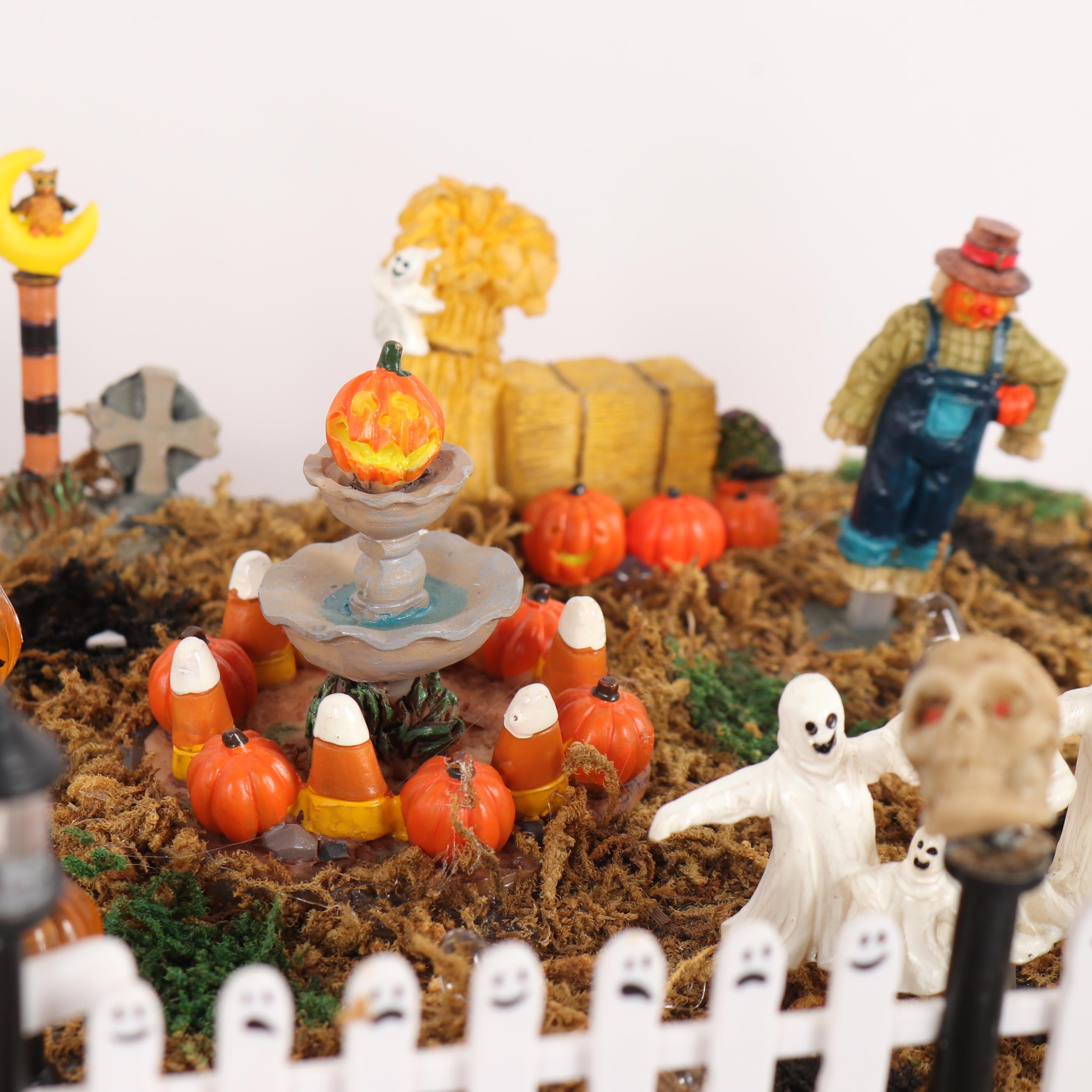 Lemax Spooky Town Halloween Lighted Table Decor
