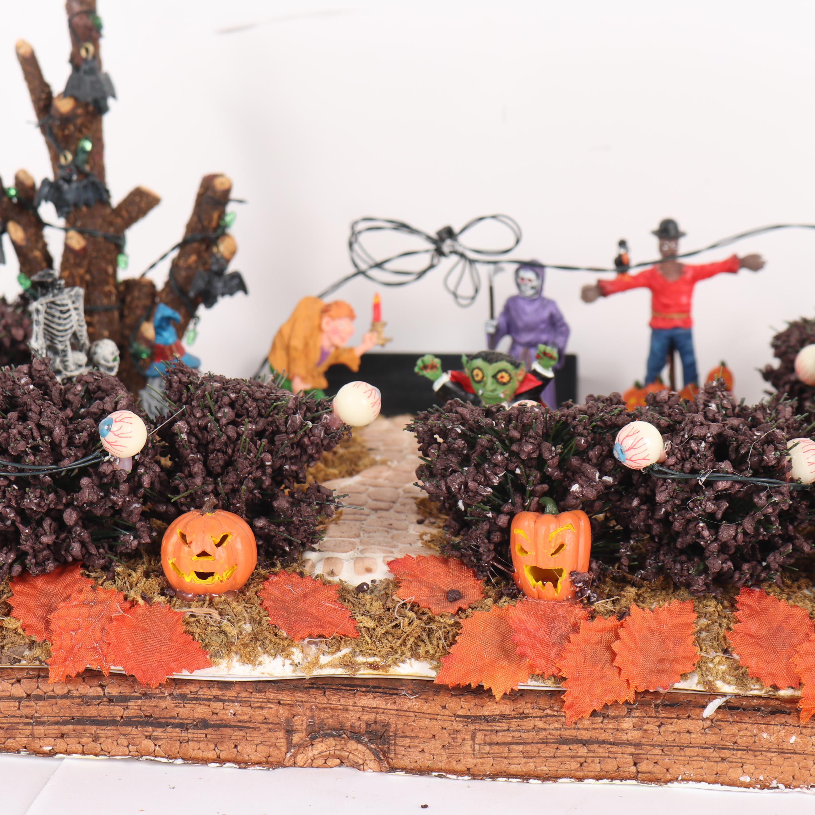 Lemax Spooky Town Halloween Lighted Table Decor