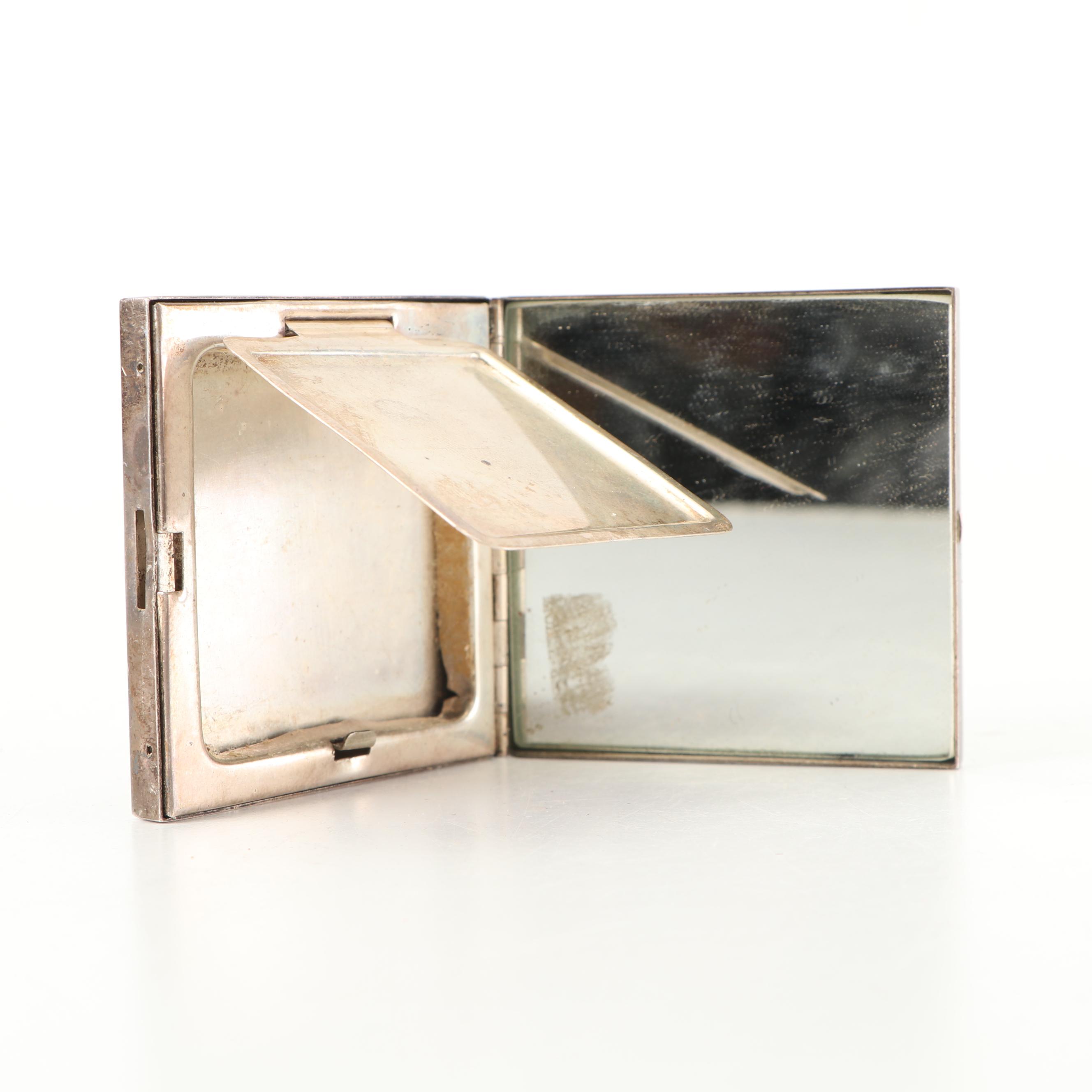 Thomae Company Massachusetts Sterling Silver Make-Up Compact, Early 20th Century