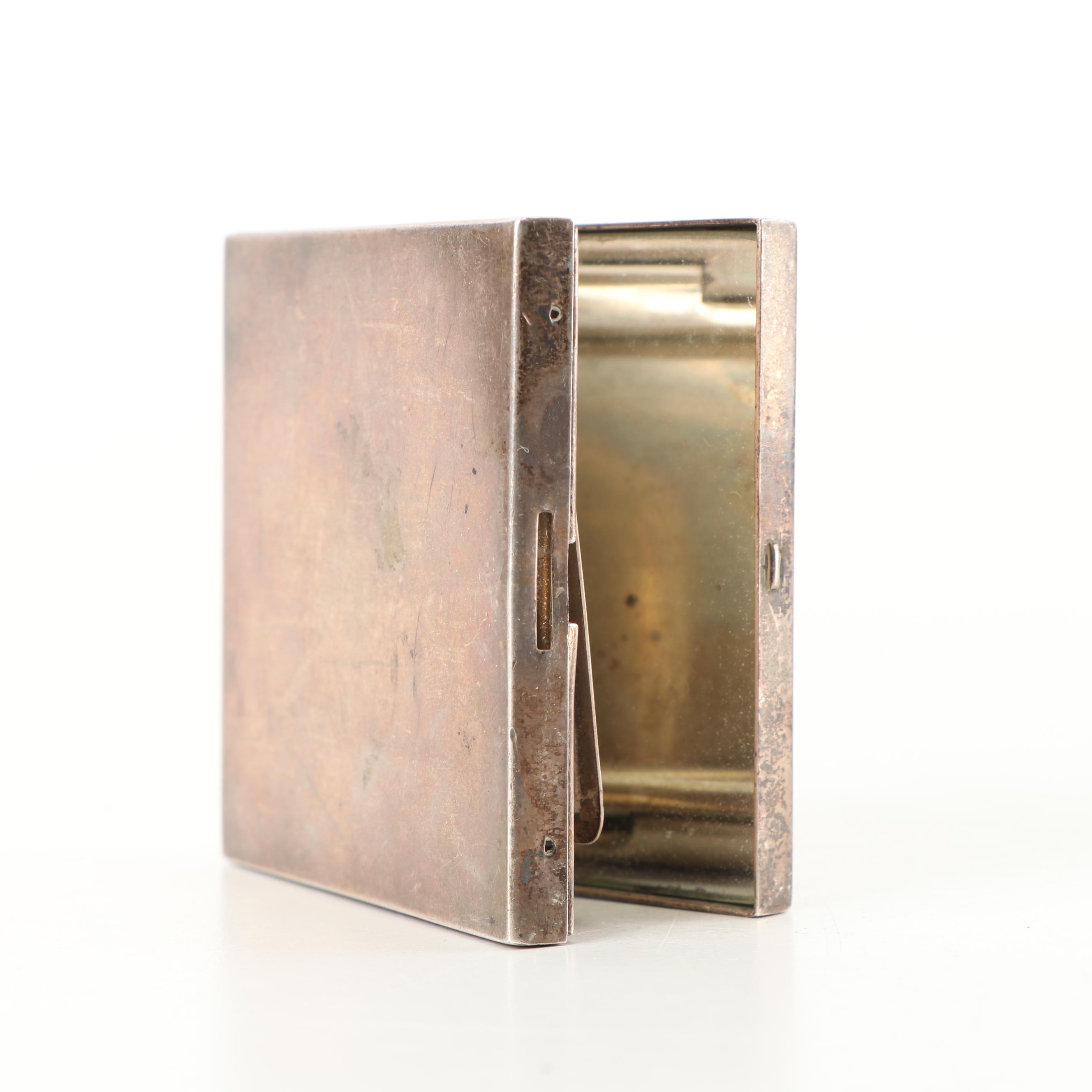 Thomae Company Massachusetts Sterling Silver Make-Up Compact, Early 20th Century