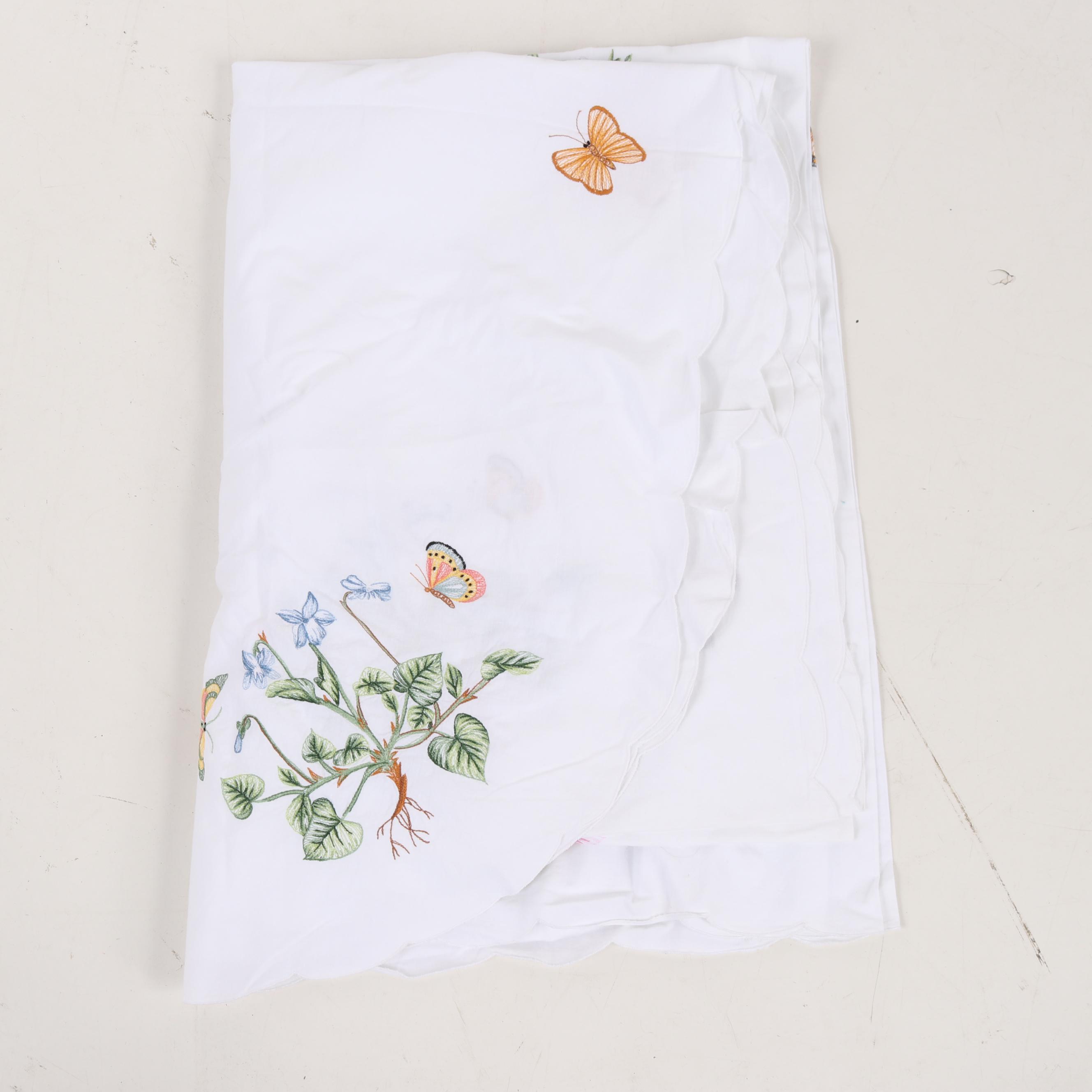 Hand Embroidered Linen Tablecloth and Runner, Mid-20th Century