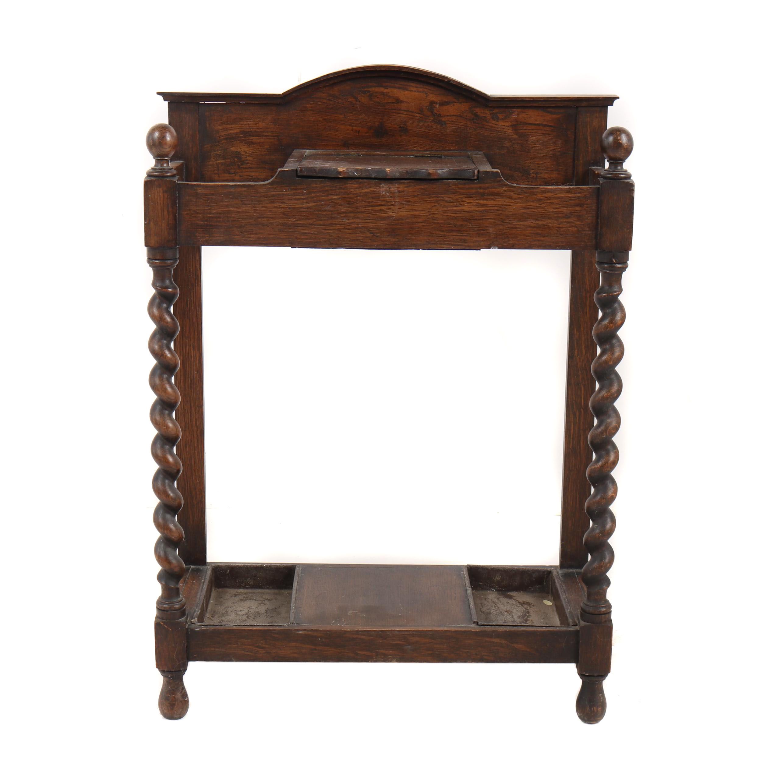 Quartersawn Oak Hall Table with Umbrella Trays, 20th Century