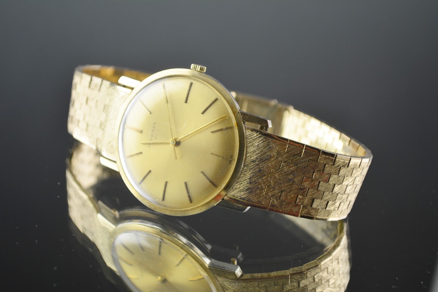 Vintage Juvenia Slimatic 10K Gold Bracelet Automatic Watch