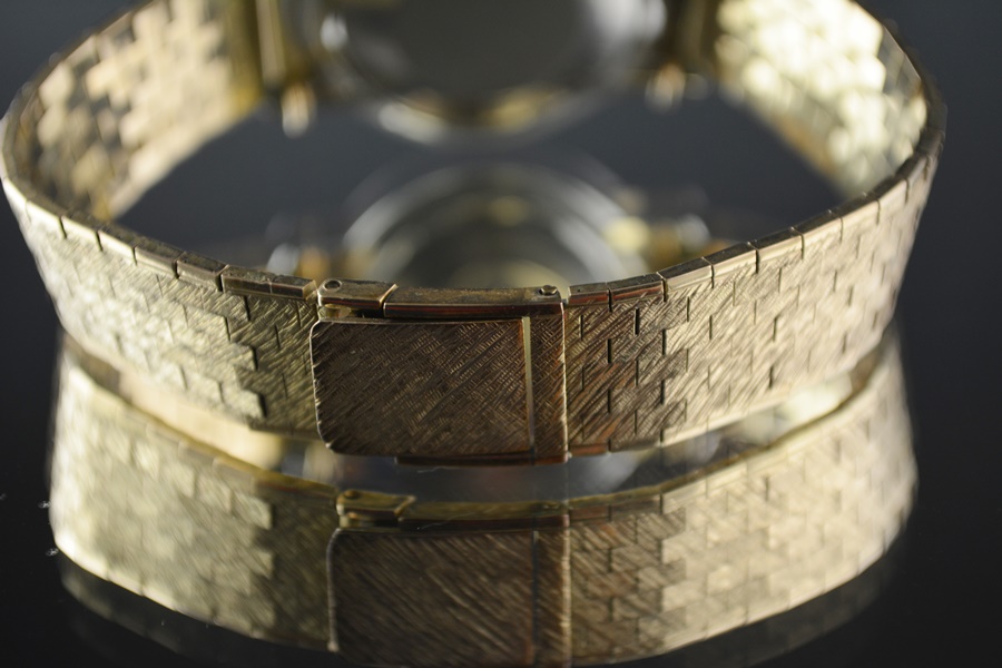 Vintage Juvenia Slimatic 10K Gold Bracelet Automatic Watch