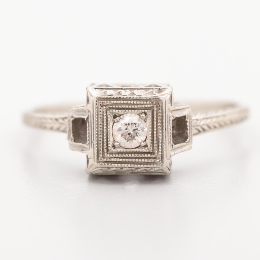 Art Deco 18K White Gold Diamond Ring