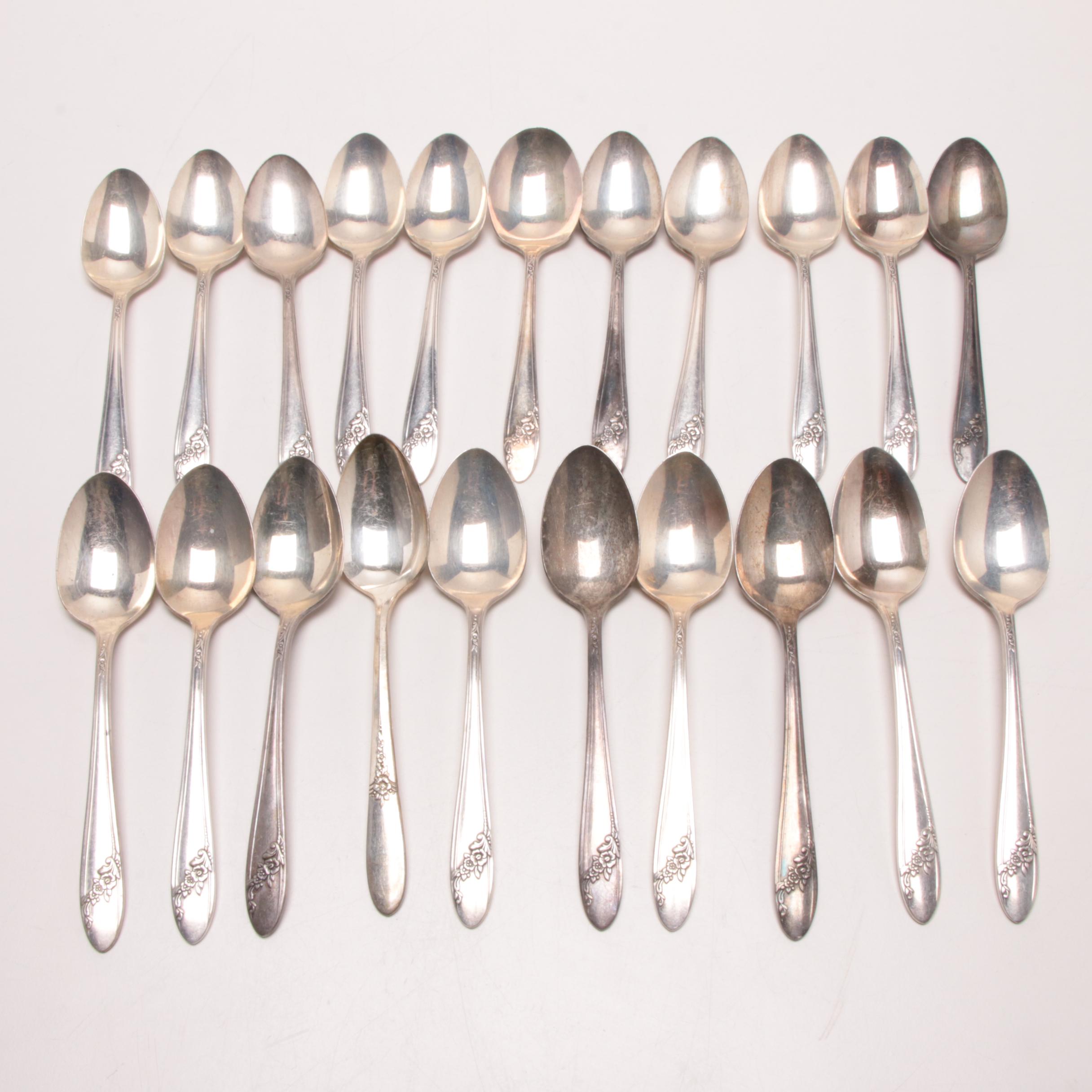 Tudor Plate "Queen Bess II" Pattern Flatware