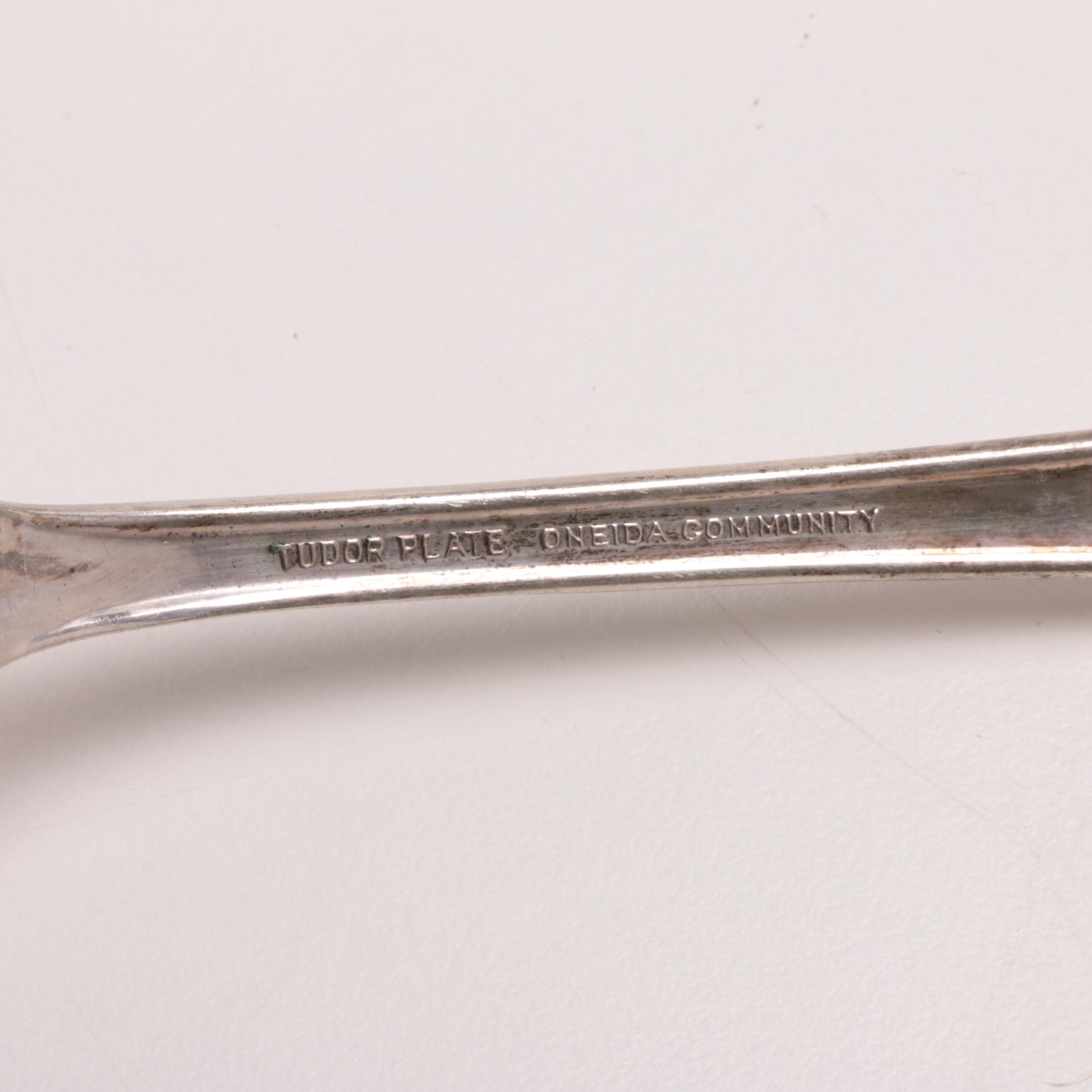 Tudor Plate "Queen Bess II" Pattern Flatware