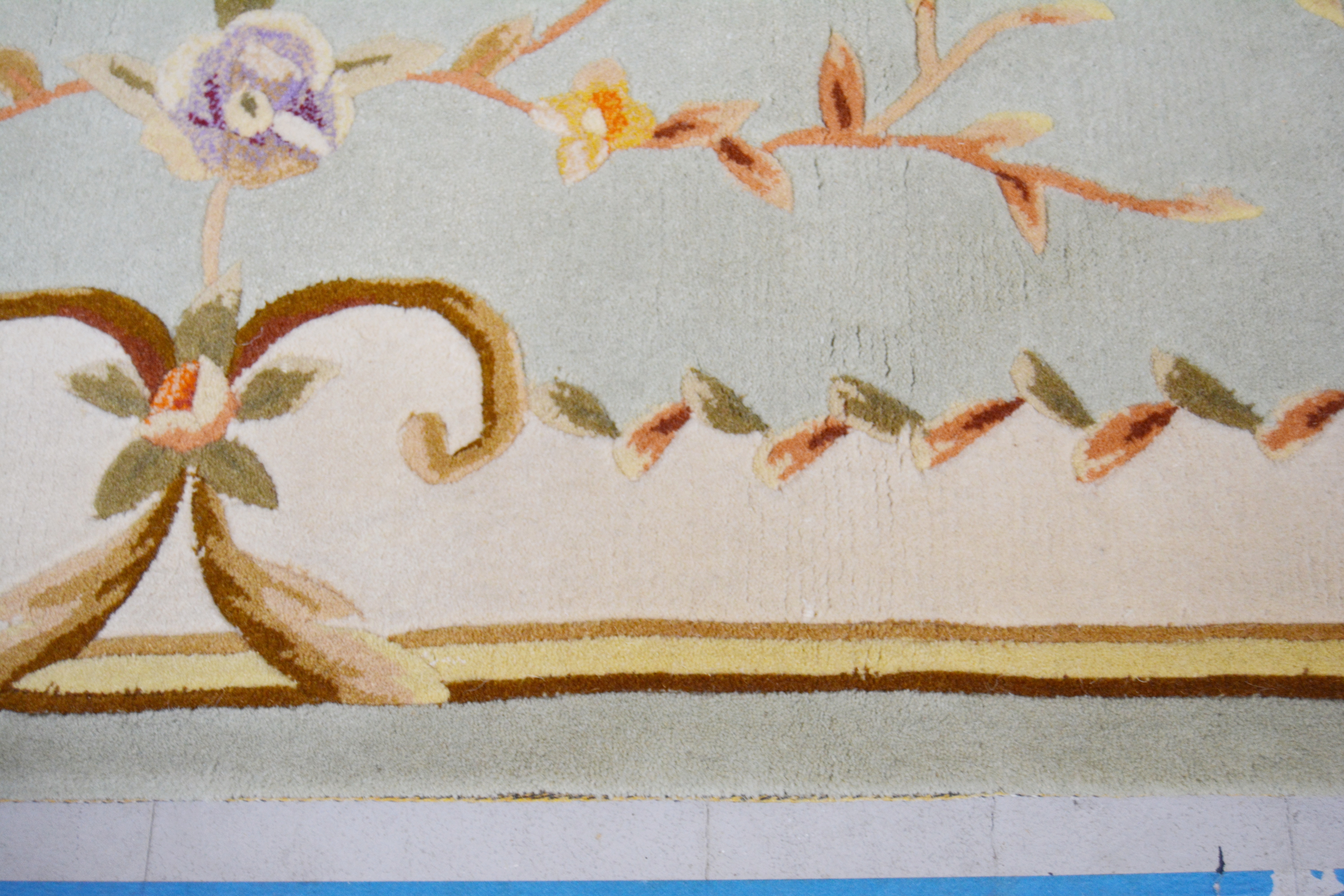 Tufted Nourison Juliette Aubusson Collection Carved Wool Area Rug