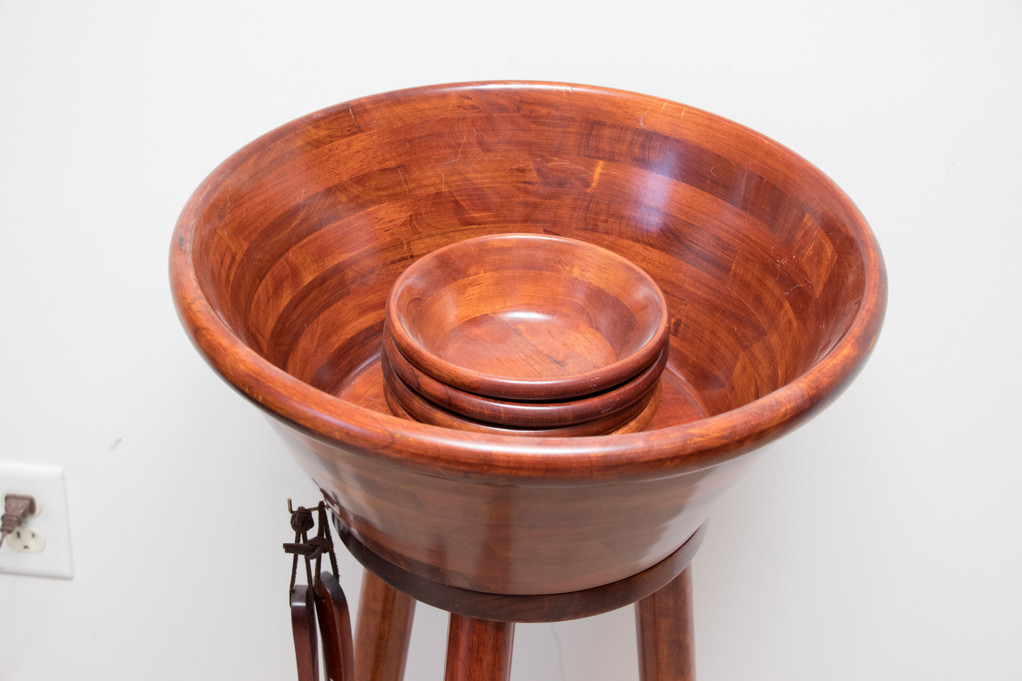 Wooden Salad Bowl with Stand