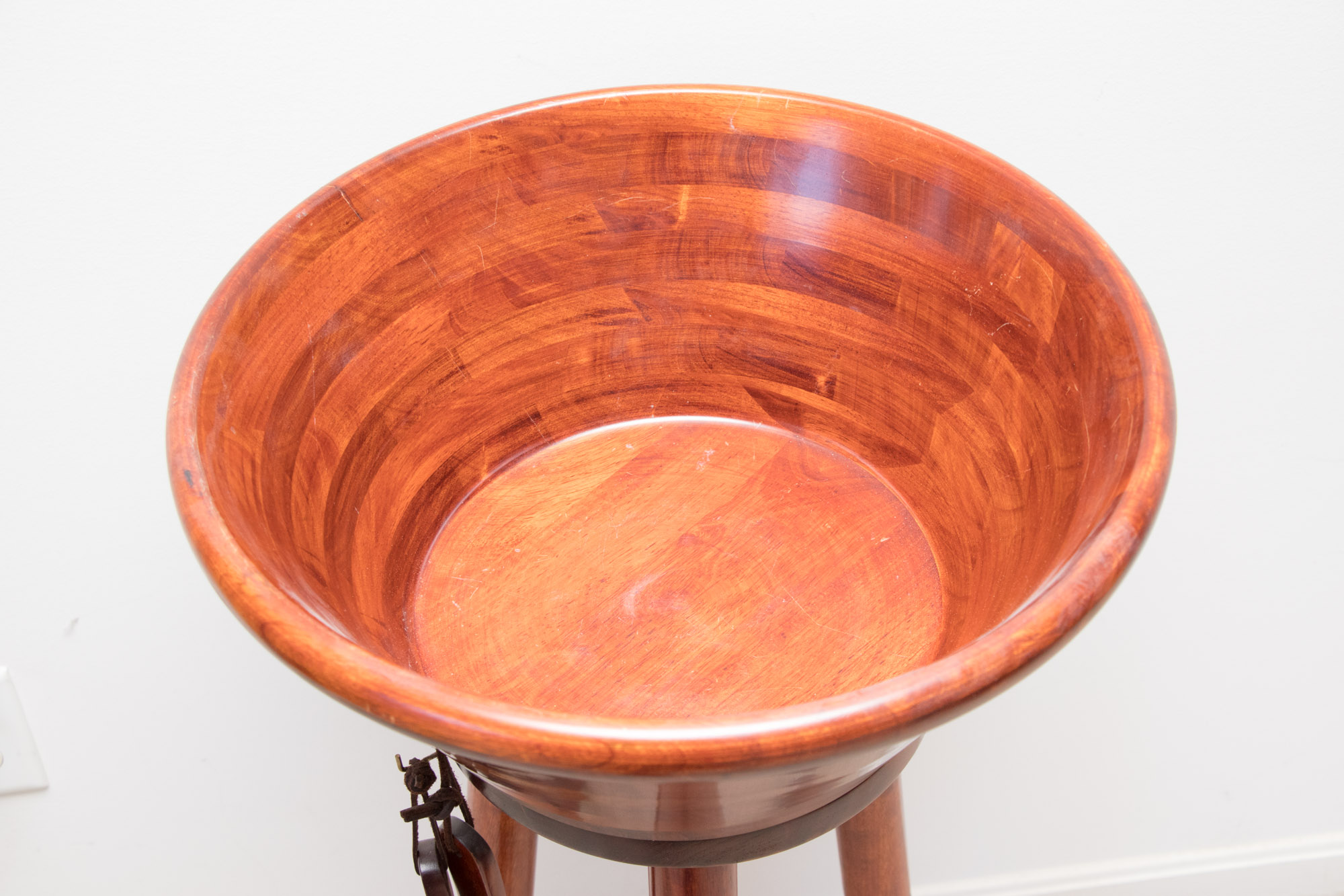 Wooden Salad Bowl with Stand