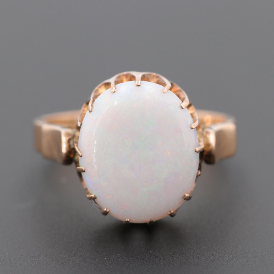 Vintage 14K Yellow Gold Opal Ring