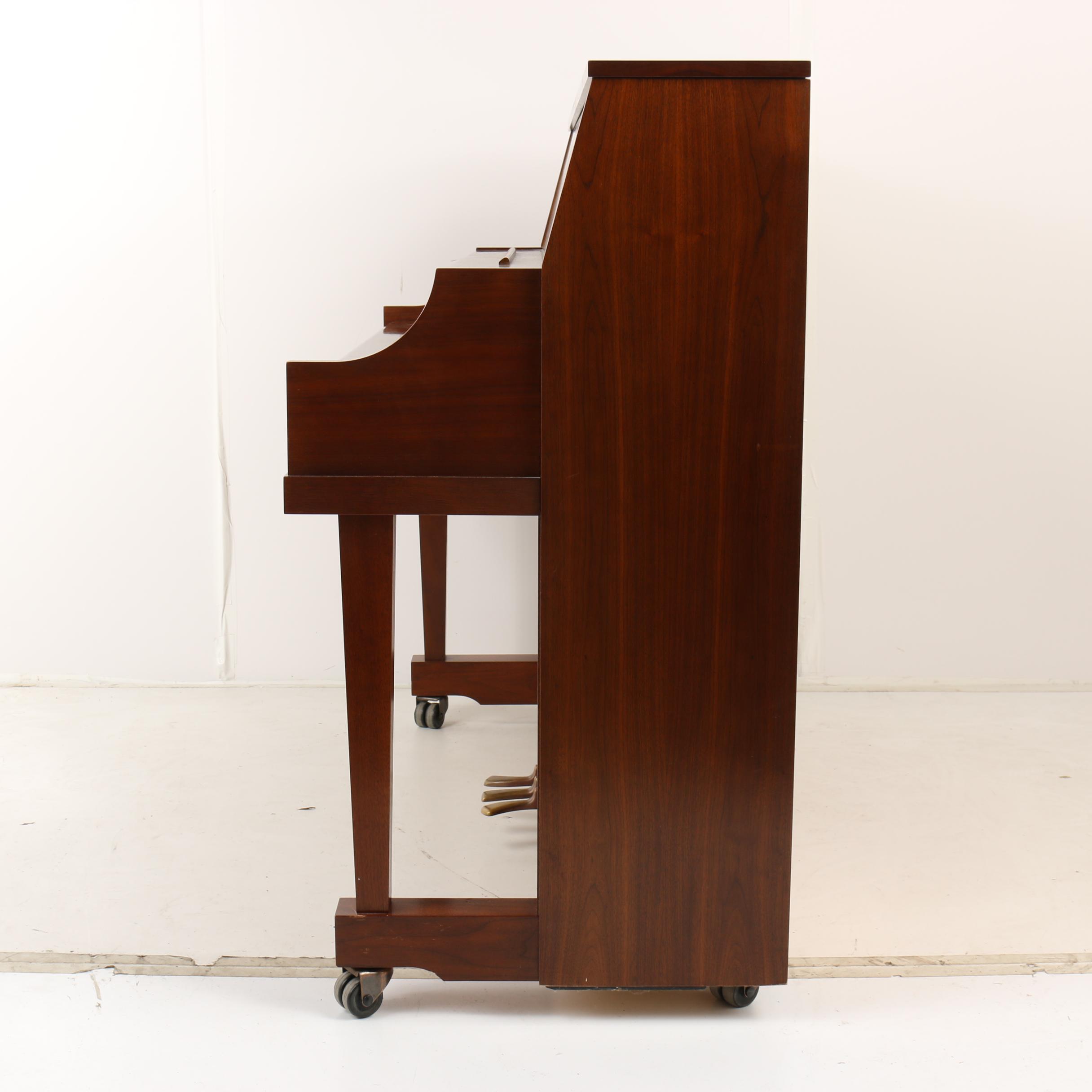 Yamaha P22 WAL Upright Piano and Bench, 1995