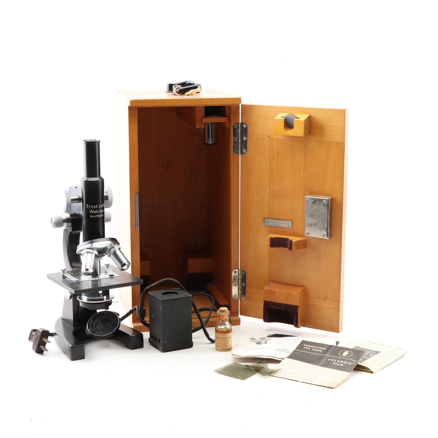Ernst Leitz Wetzlar 479375 Microscope in Wooden Case with Accessories, Vintage