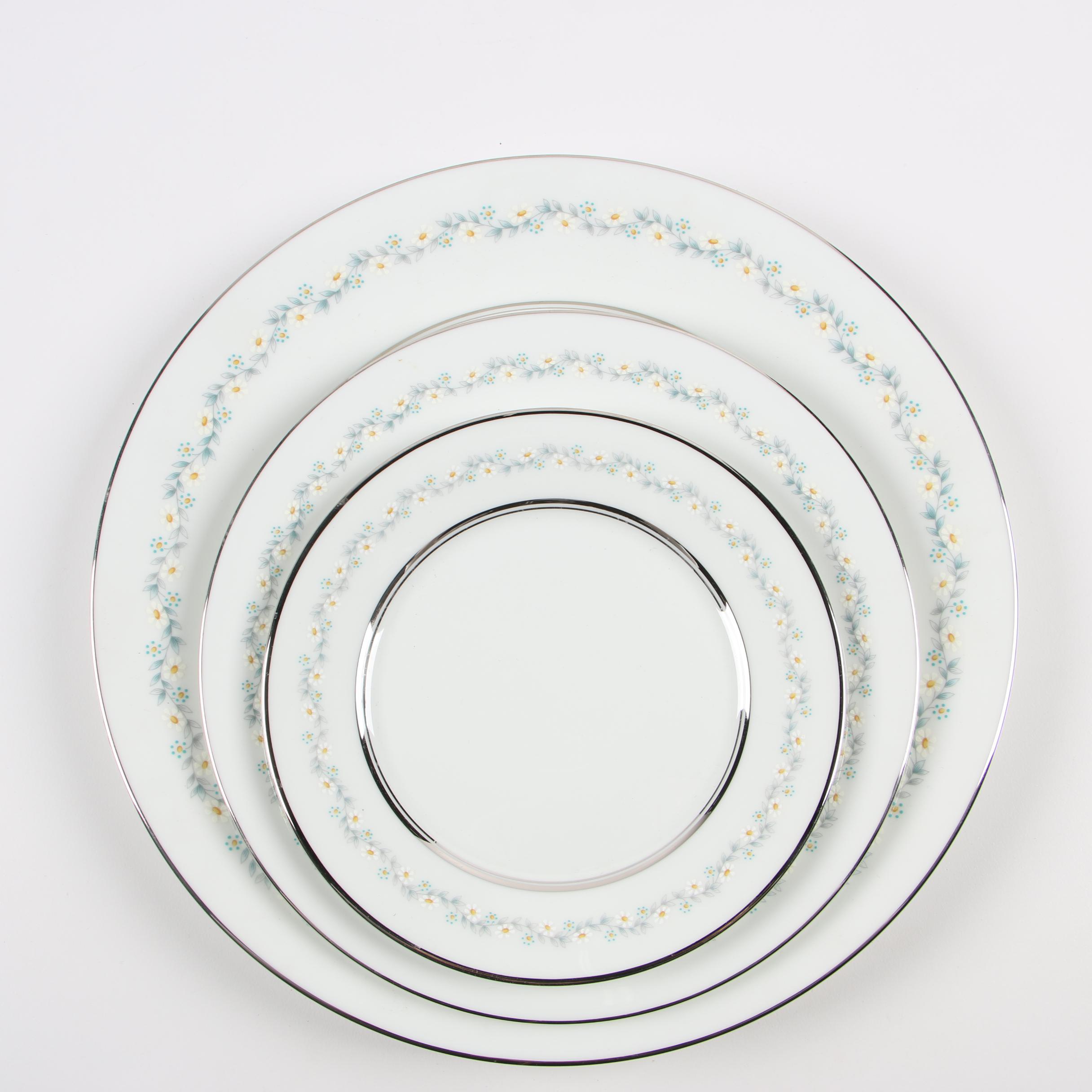 Oxford "Holyoke" Bone China Dinnerware