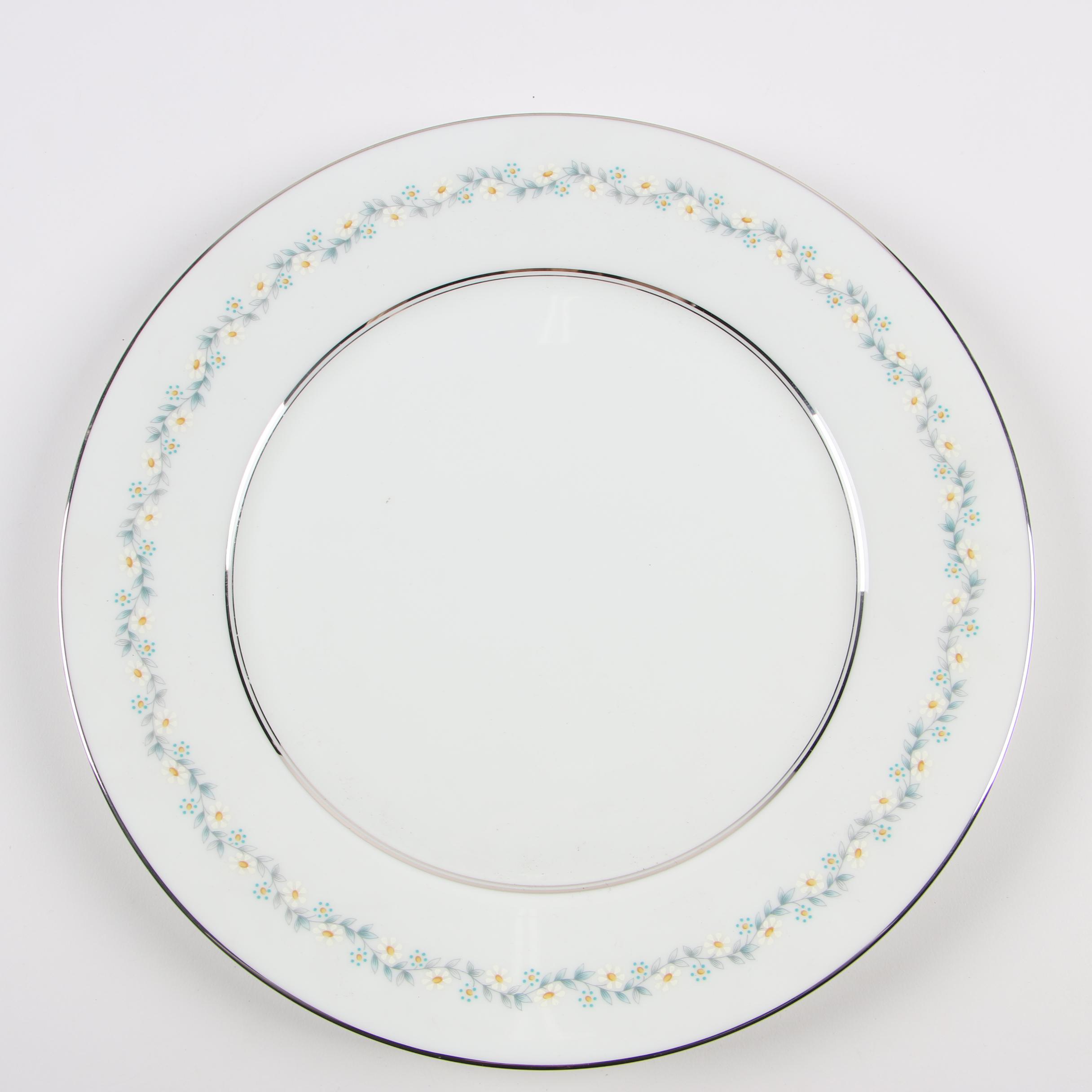 Oxford "Holyoke" Bone China Dinnerware