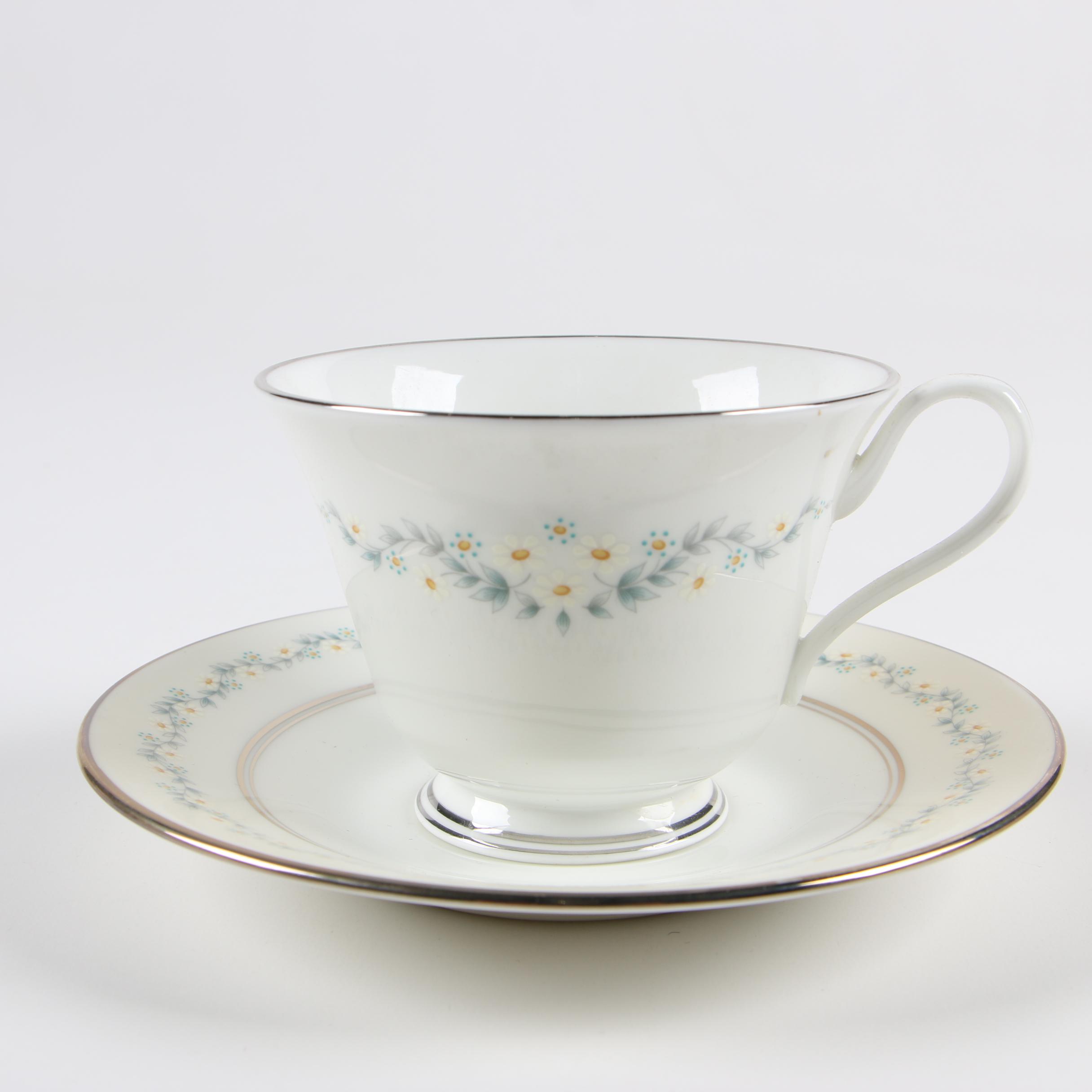 Oxford "Holyoke" Bone China Dinnerware