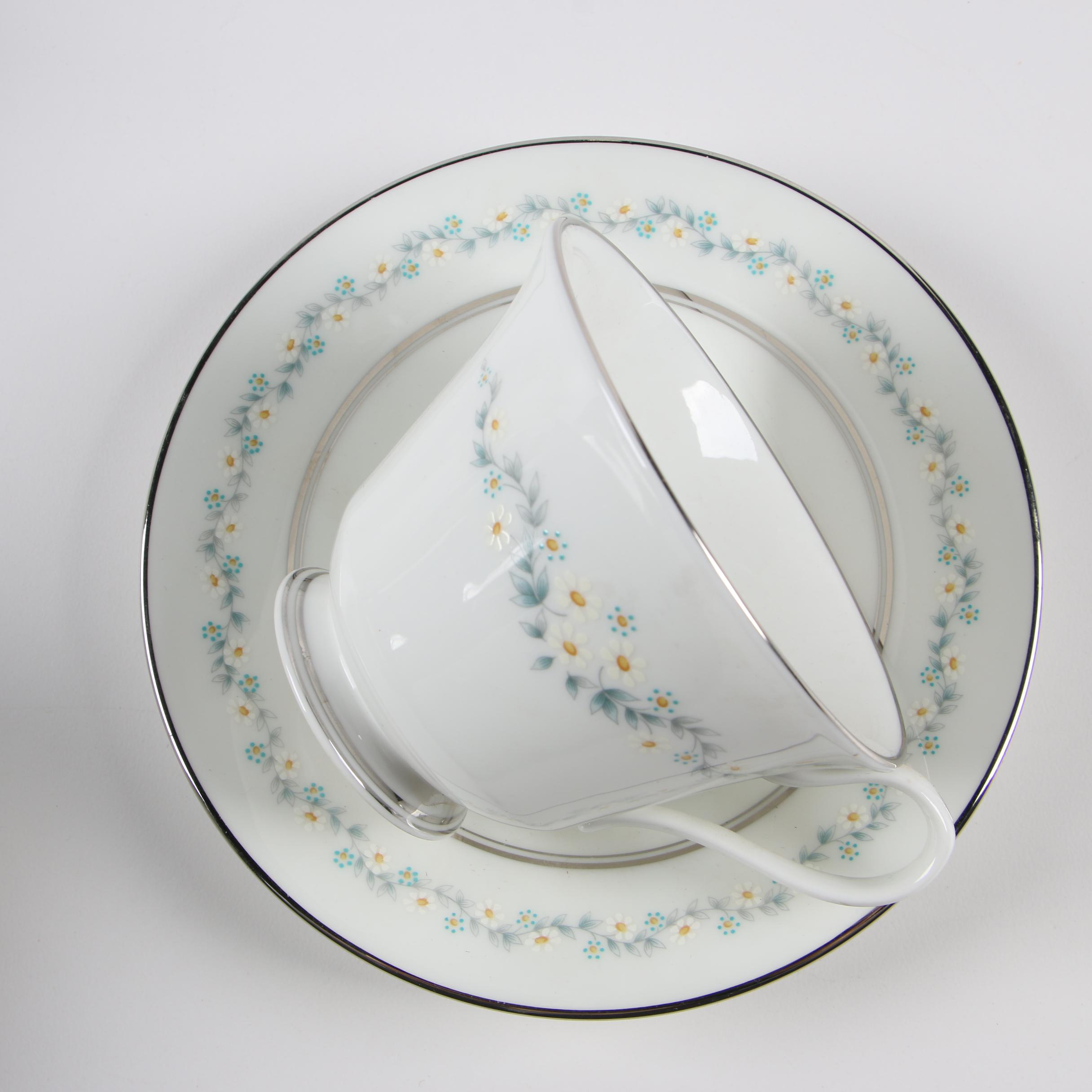 Oxford "Holyoke" Bone China Dinnerware