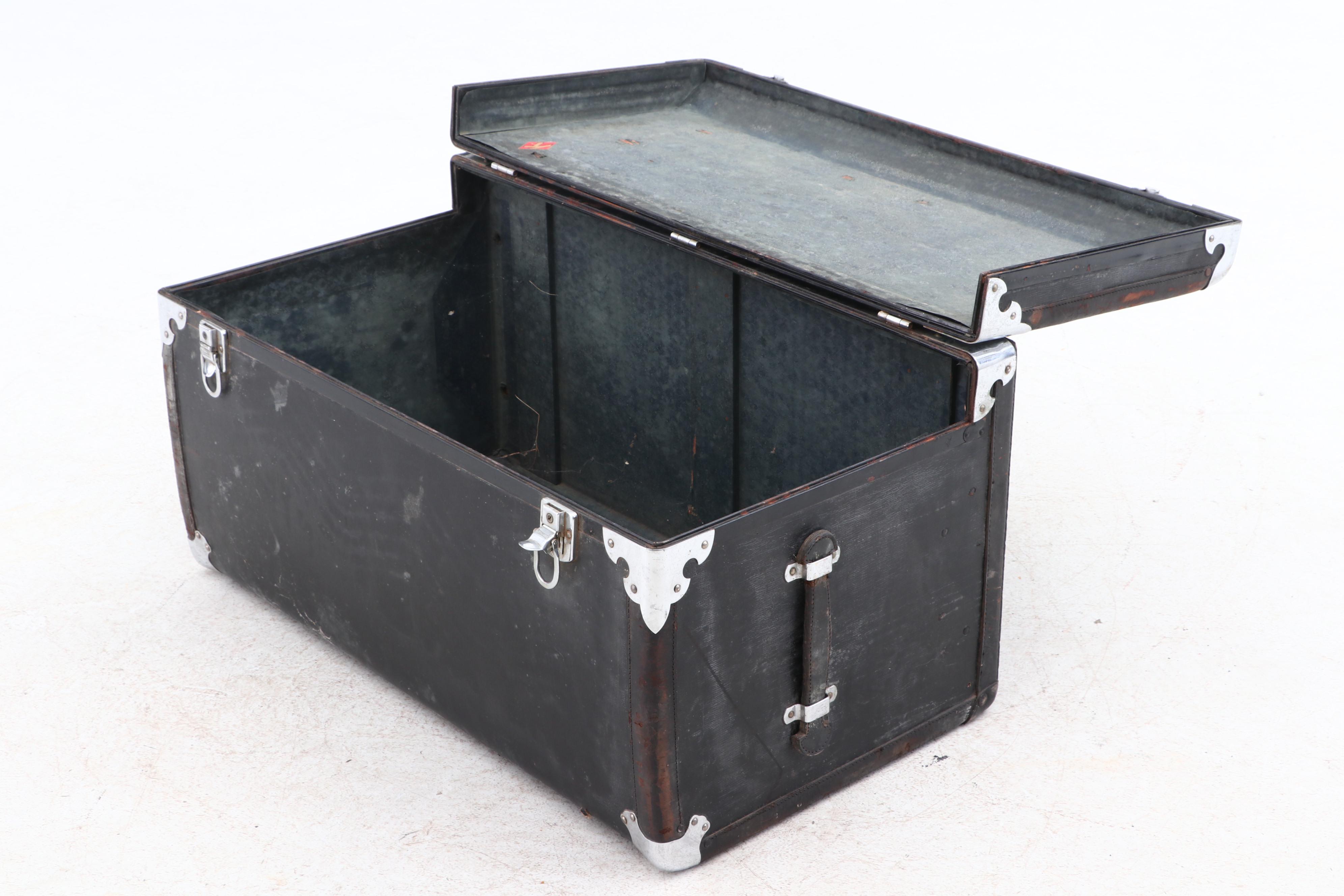 Packard Motor Car Company Foot Locker Chest