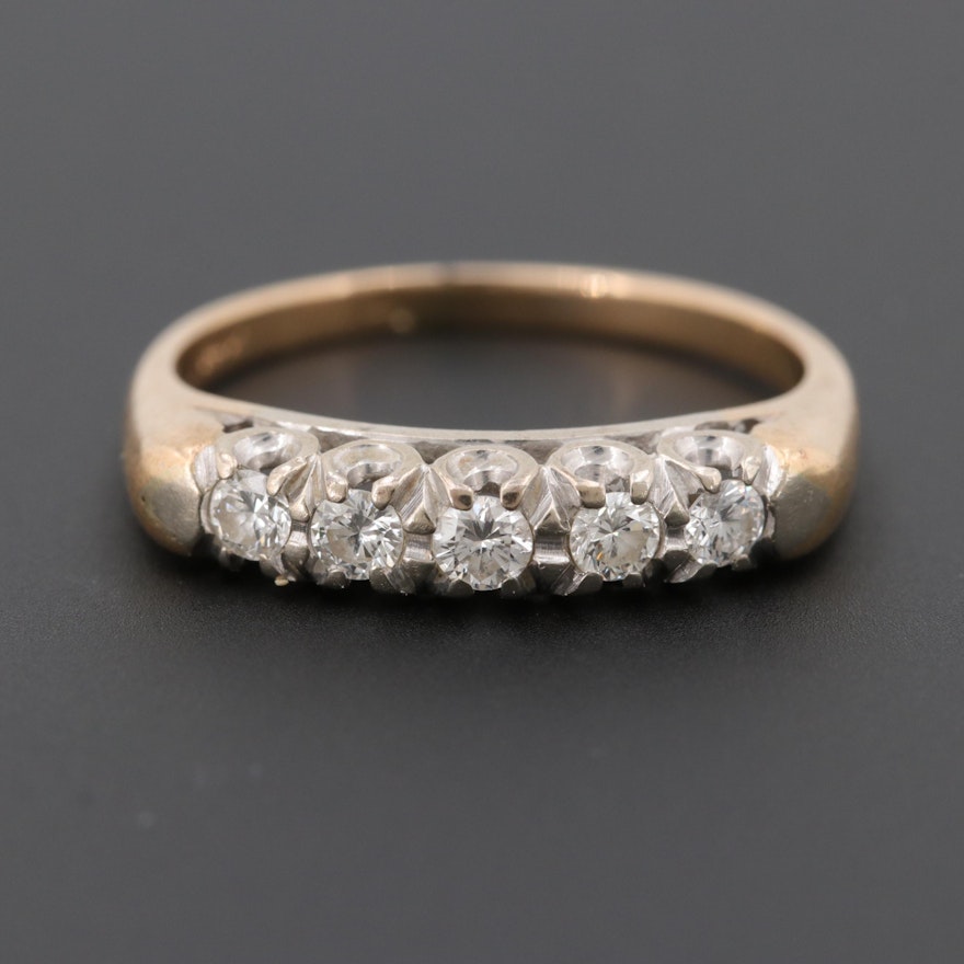 Vintage 14K Yellow Gold Diamond Ring With a 14K White Gold Setting