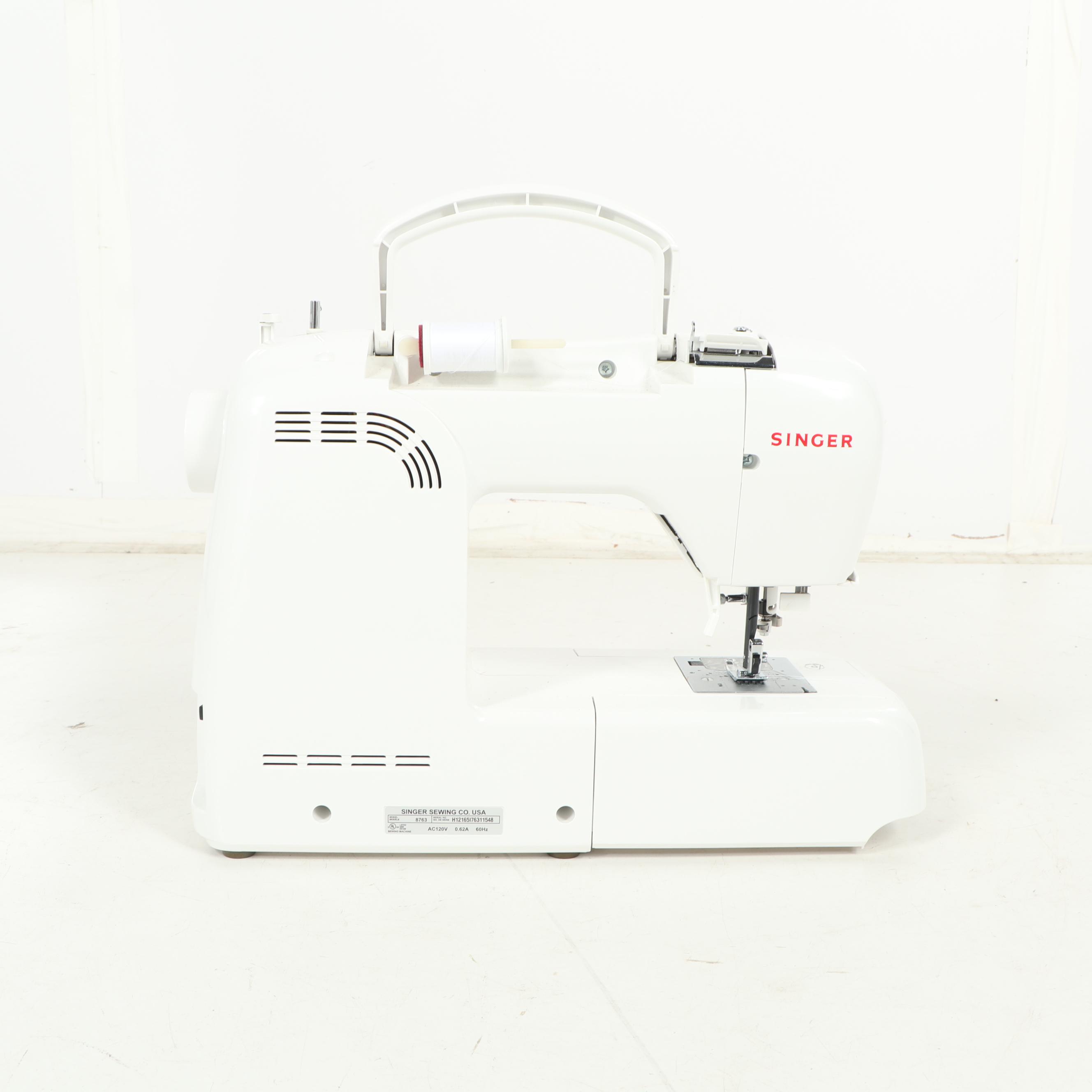 Singer "Curvy 8763" Computerized Sewing Machine