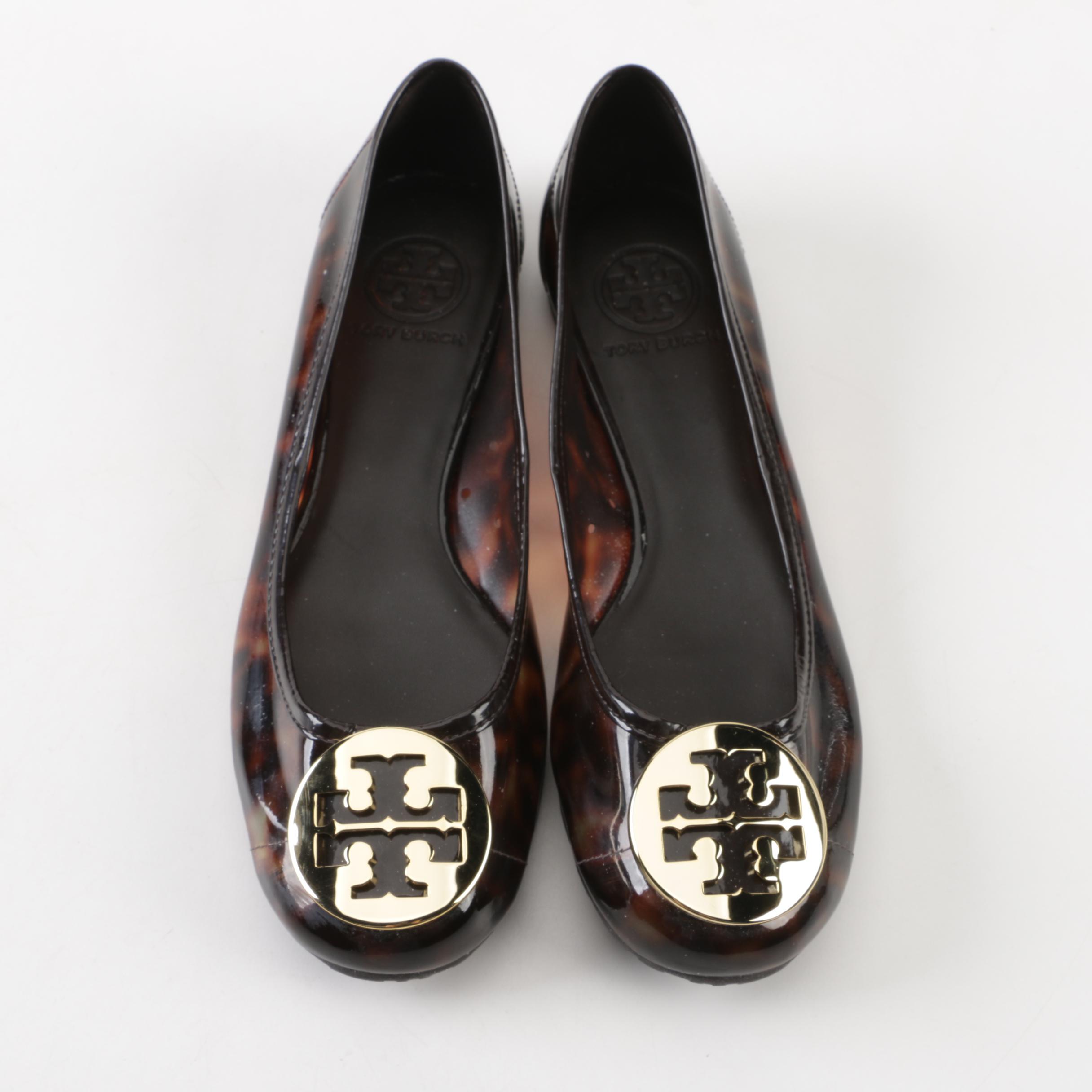 Tory Burch Reva Flats in Tortoise Print