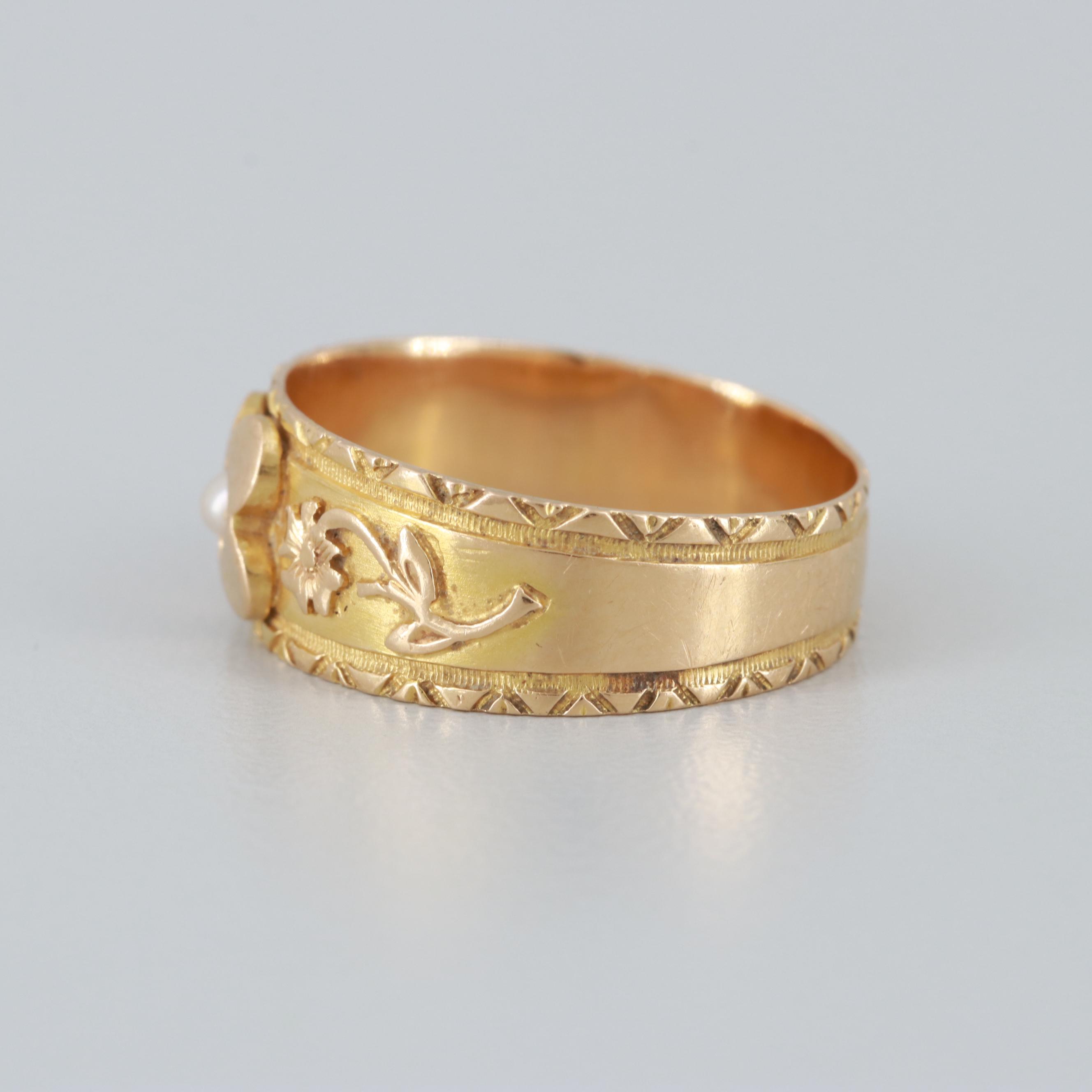 Mid-Victorian 18K Yellow Gold Cultured Pearl Floral Motif Ring