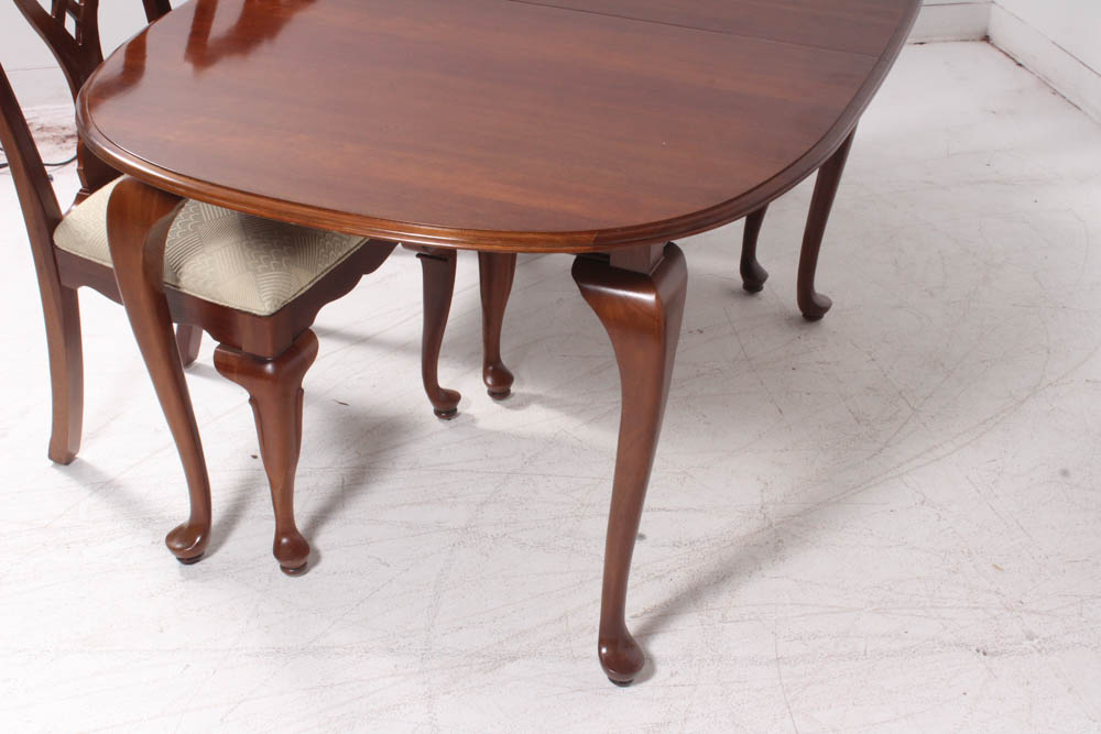 Ethan Allen "Georgian Court" Dining Table and Chair Set