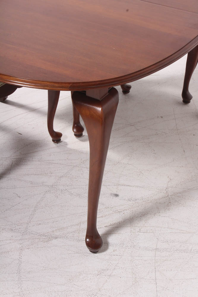 Ethan Allen "Georgian Court" Dining Table and Chair Set