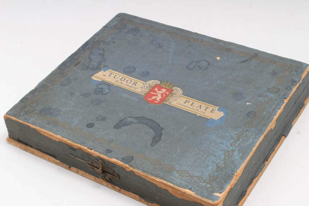 Oneida Community Tudor Plate "Duchess" Flatware