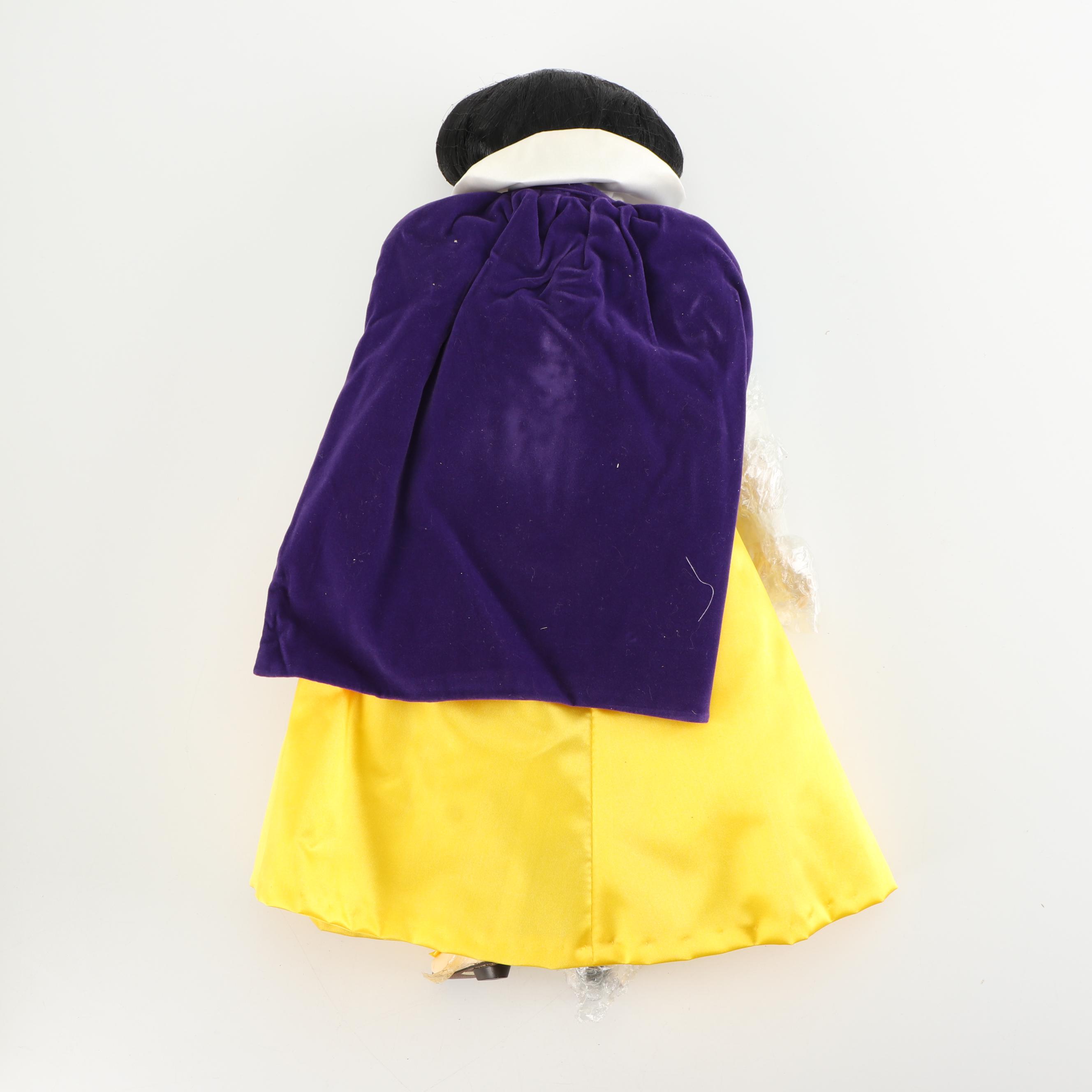 Disney's Snow White Collector's Doll