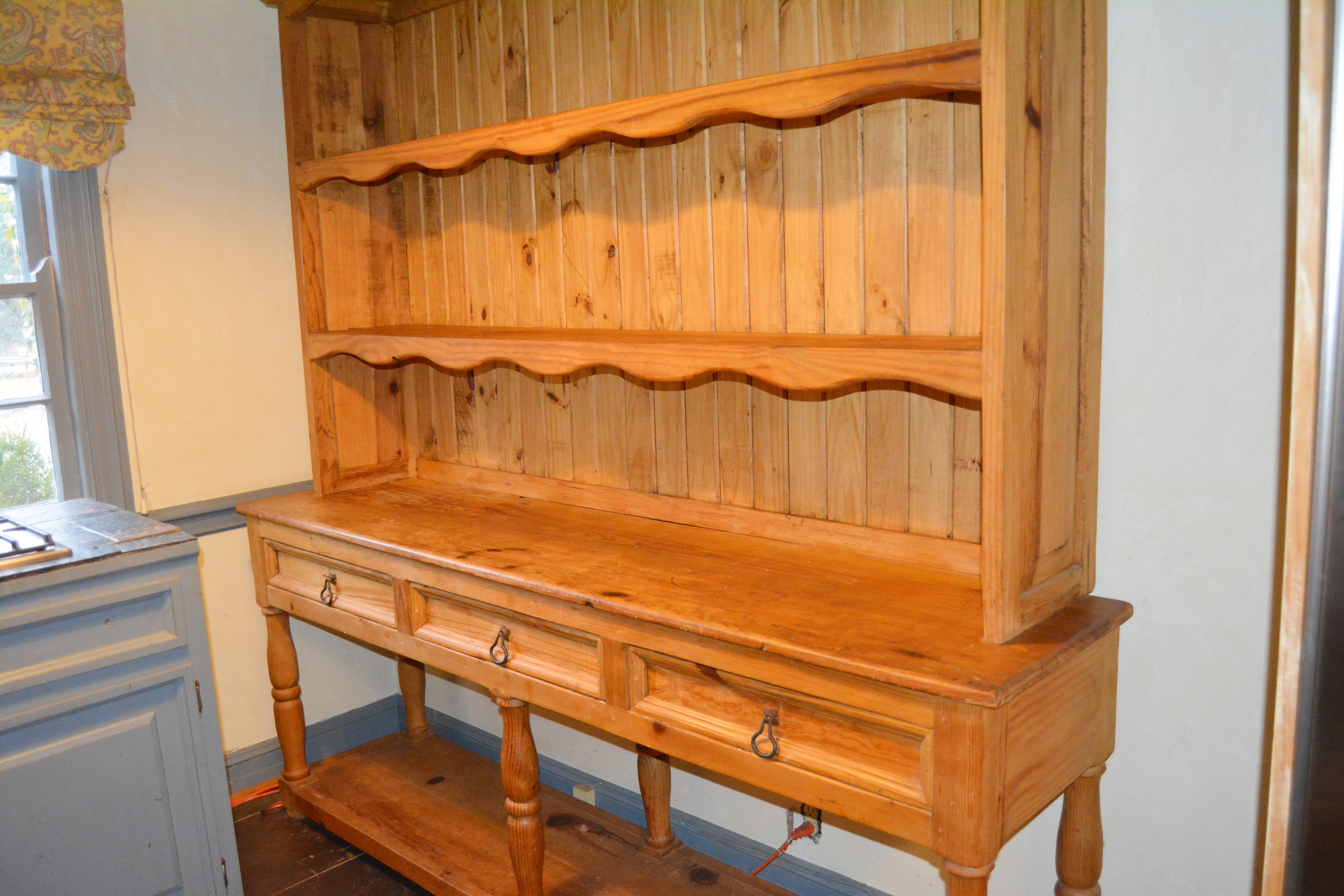 French Country Style Pine Hutch and Sideboard, 20th Century