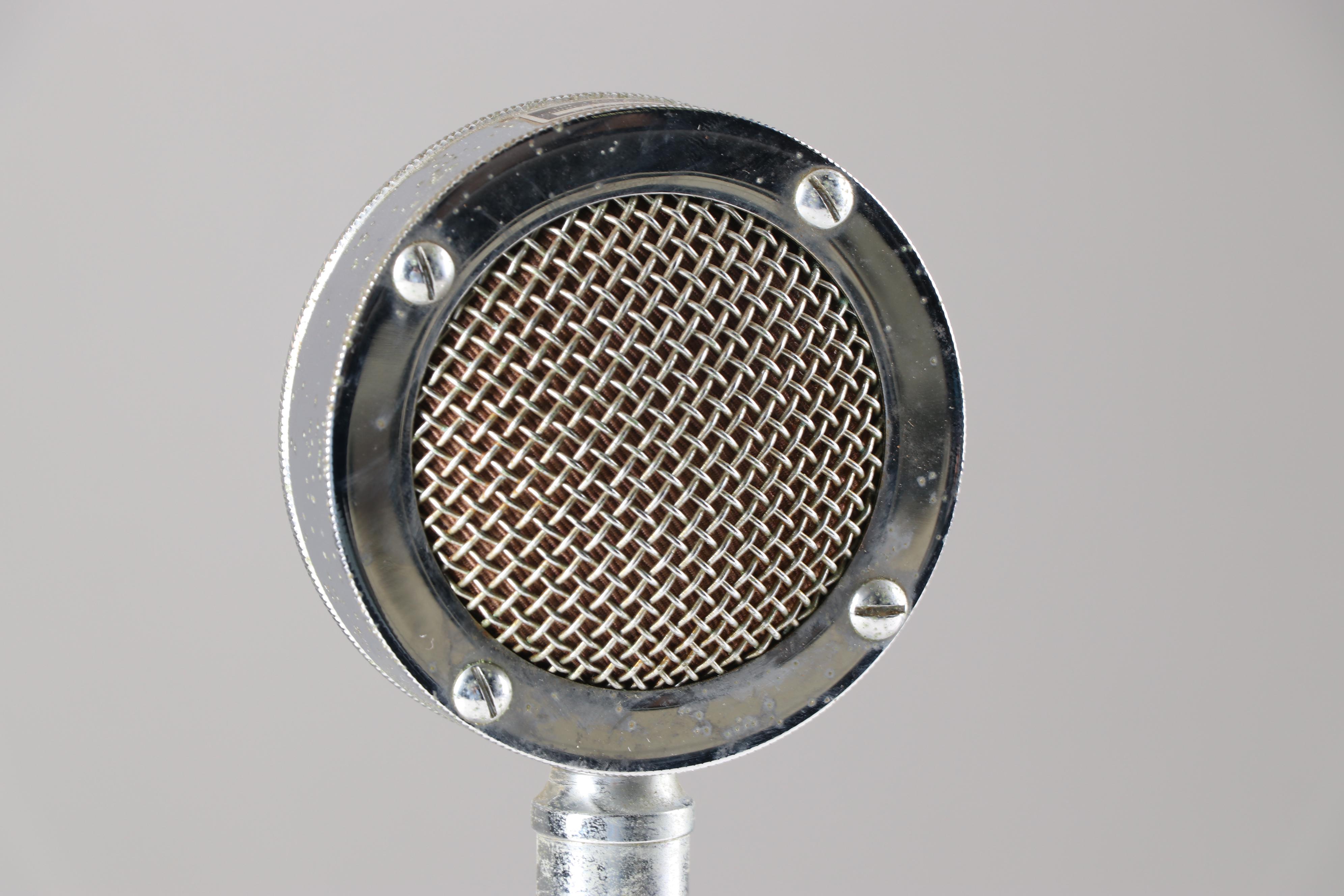 Astatic Microphone Lab Inc. G 42352 Ham Radio Microphone