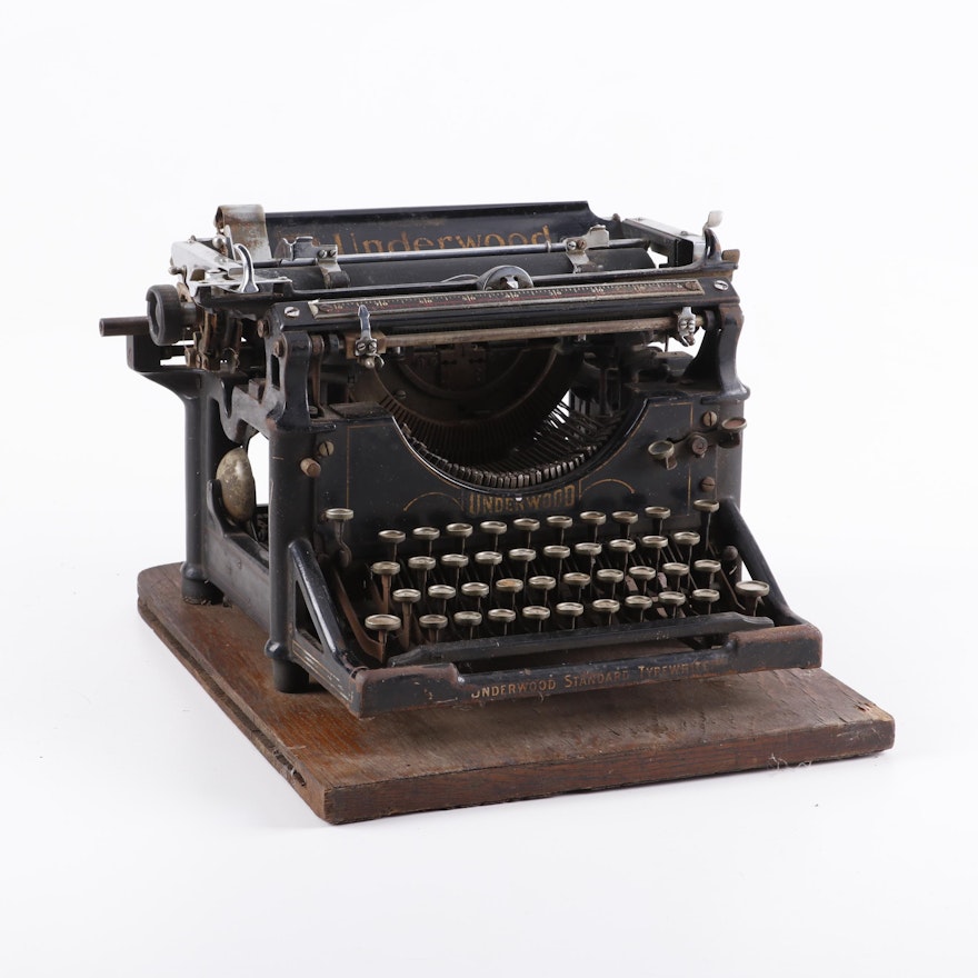 Underwood Vintage Typewriter, Early 20th Century